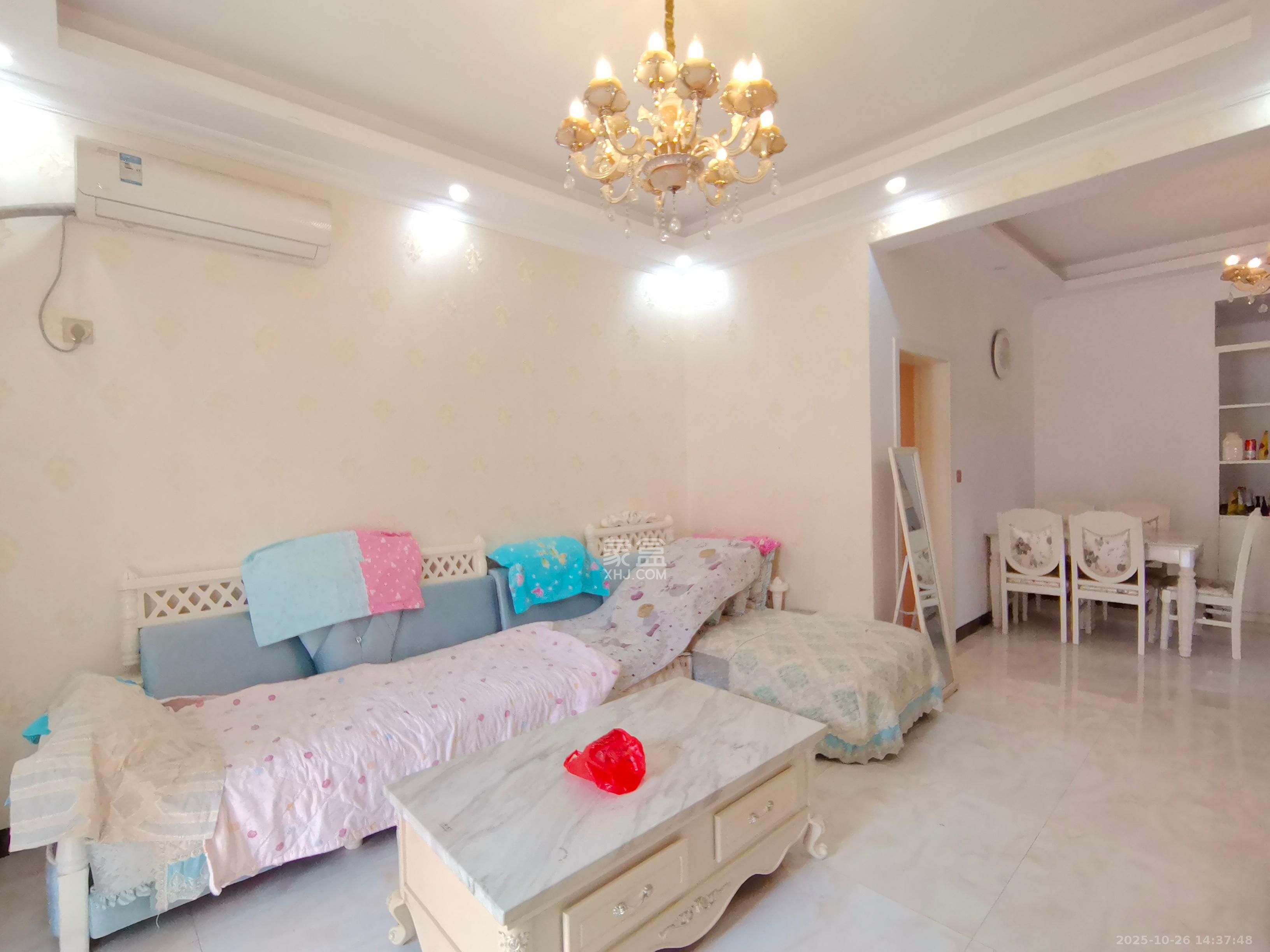 碧桂园  2室1厅2卫    1300.0元/月 碧桂园  2室1厅2卫    1300.0元/月