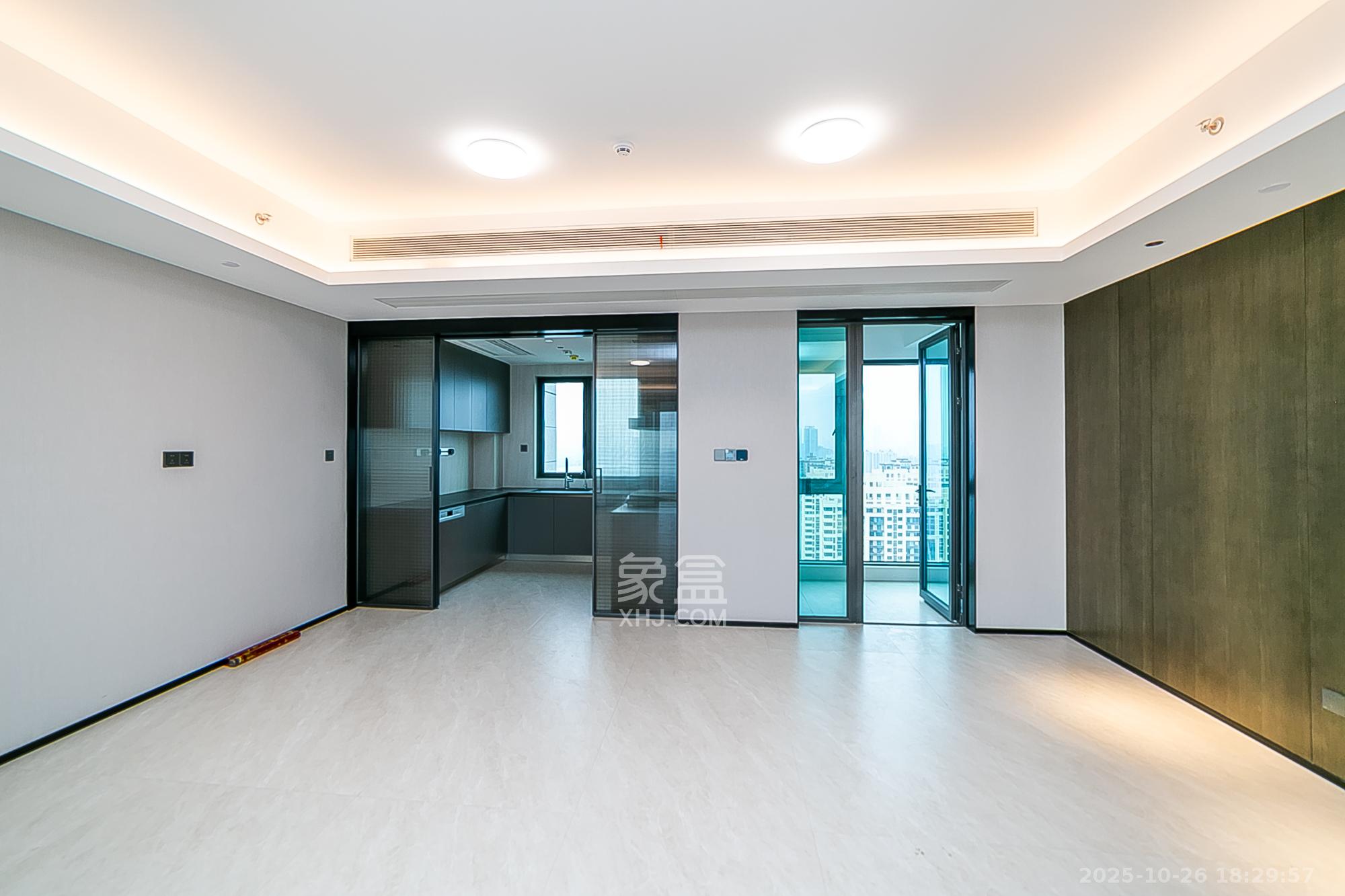 中海阅湘台  4室2厅2卫    458.0万 中海阅湘台  4室2厅2卫    458.0万客厅