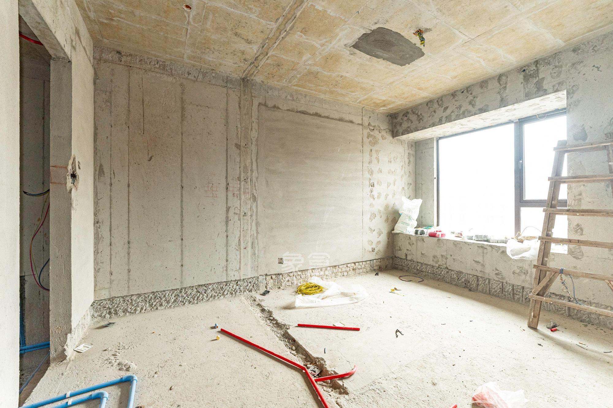 兴进珺府  3室2厅1卫    74.8万 兴进珺府  3室2厅1卫    74.8万卧室