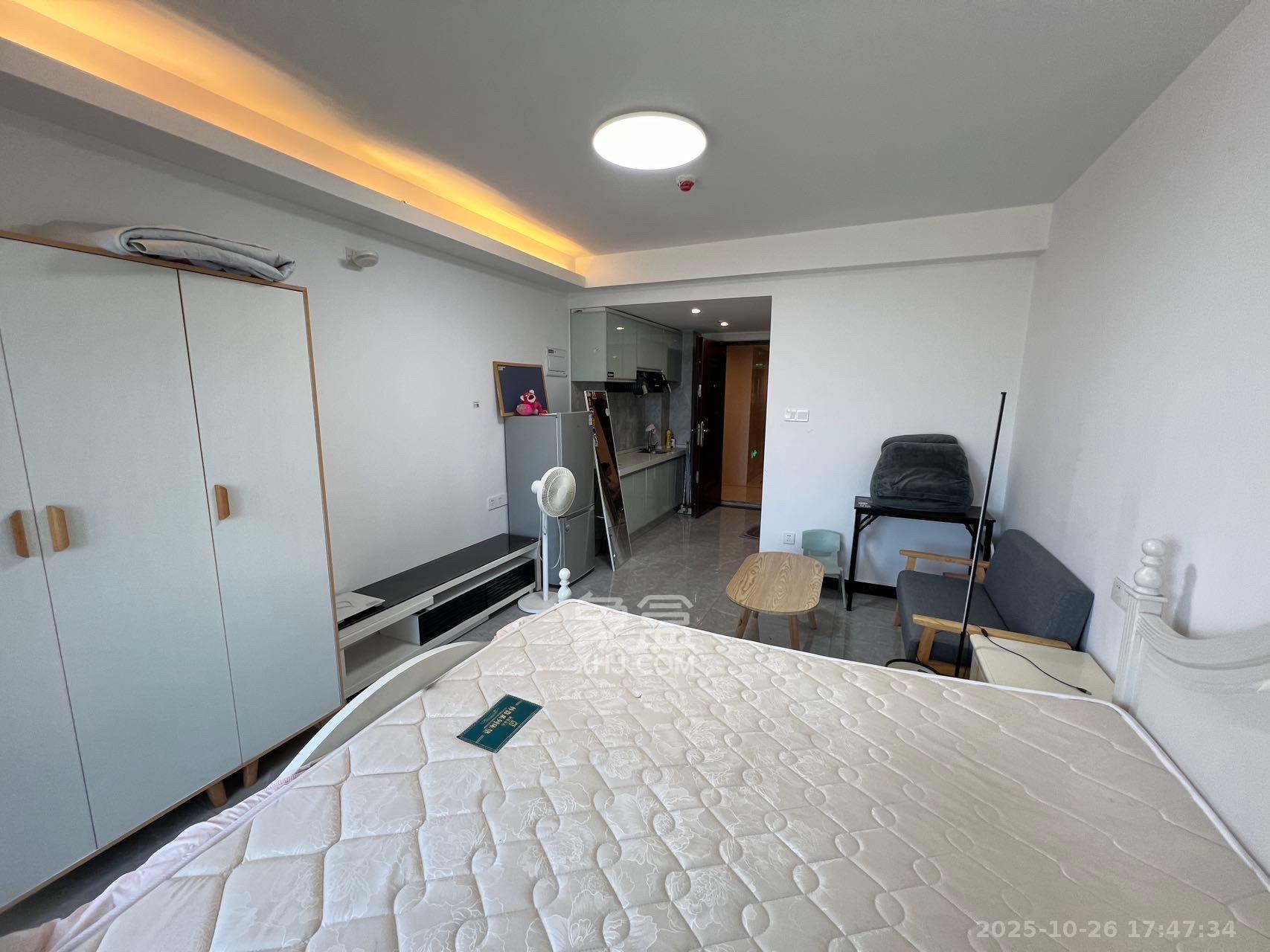 中海珑悦府  1室0厅0卫    1200.0元/月室内图