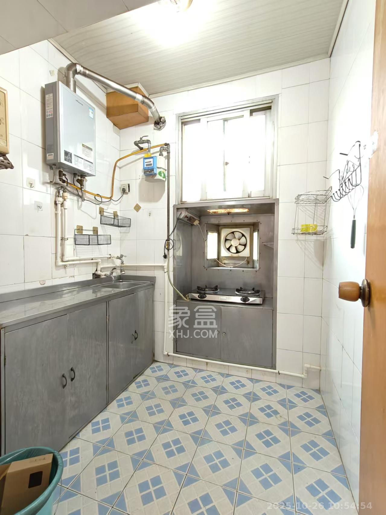 人民新村 3室1厅1卫 1800.0元/月 人民新村 3室1厅1卫 1800.0元/月室内图