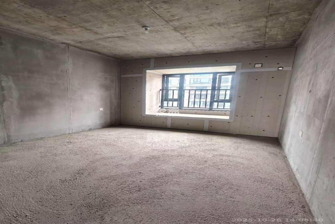 保利金香槟 3室2厅2卫 1880.0元/月 保利金香槟 3室2厅2卫 1880.0元/月室内图