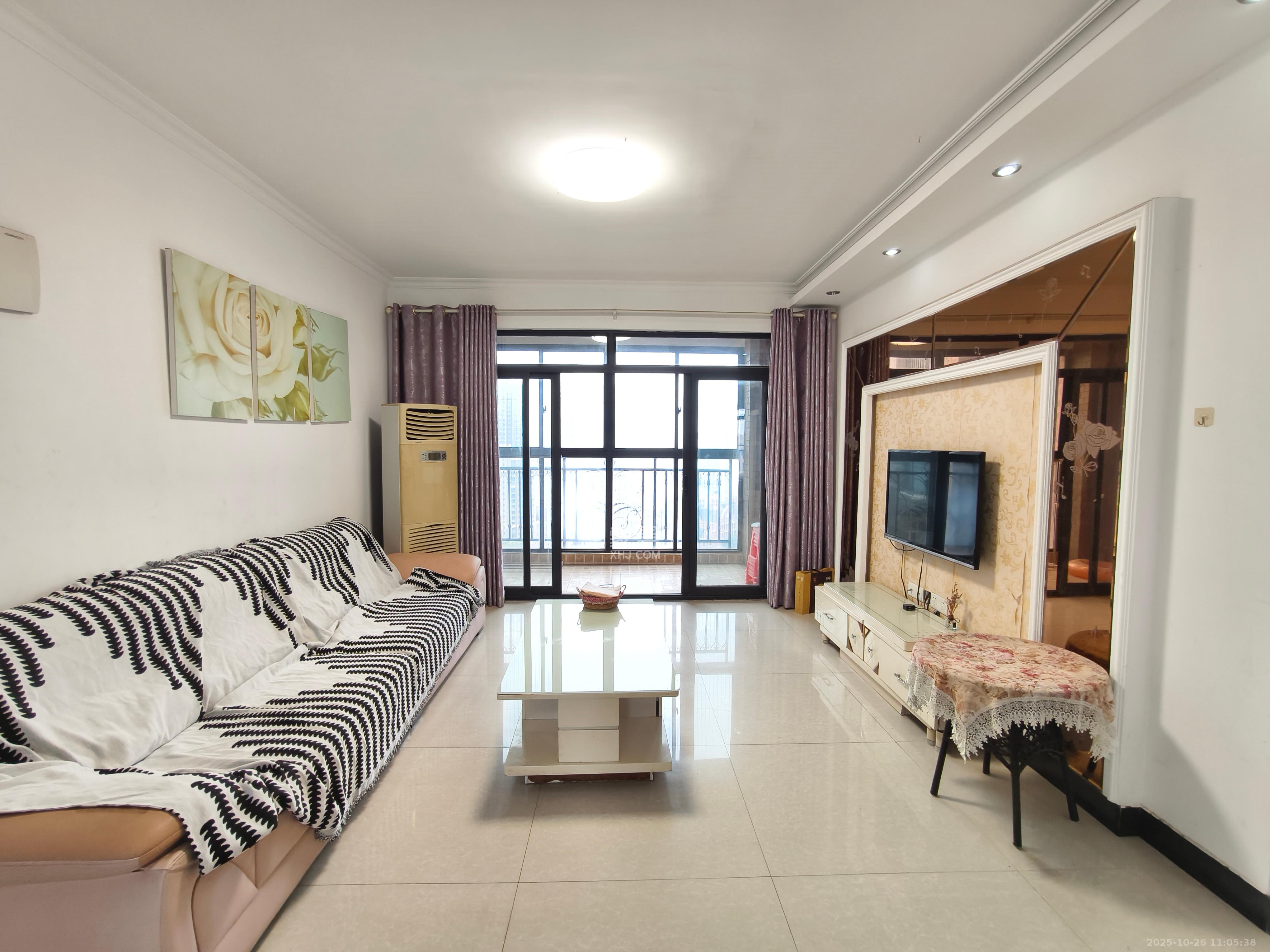 康桥长郡 3室2厅1卫 1900.0元/月 康桥长郡 3室2厅1卫 1900.0元/月室内图