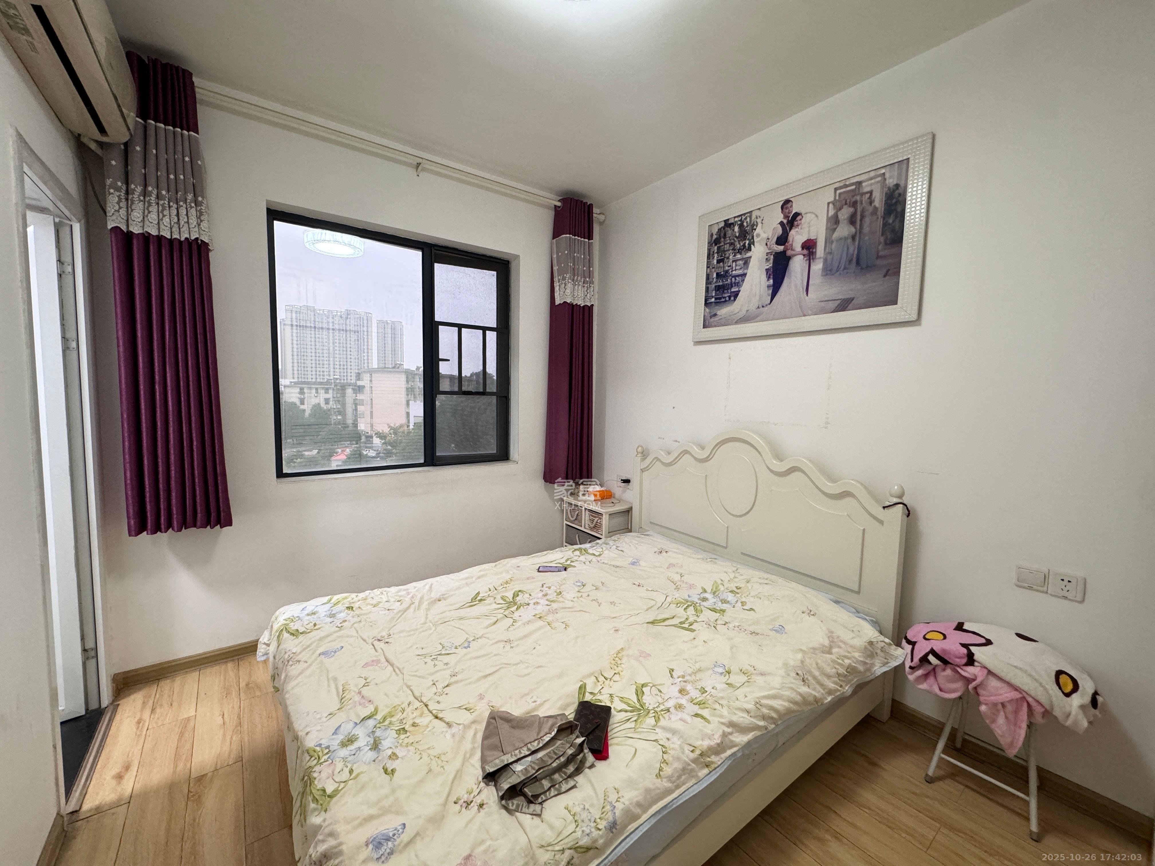 中南红领邦(红星嘉和苑) 3室2厅2卫 2200.0元/月 中南红领邦(红星嘉和苑) 3室2厅2卫 2200.0元/月室内图