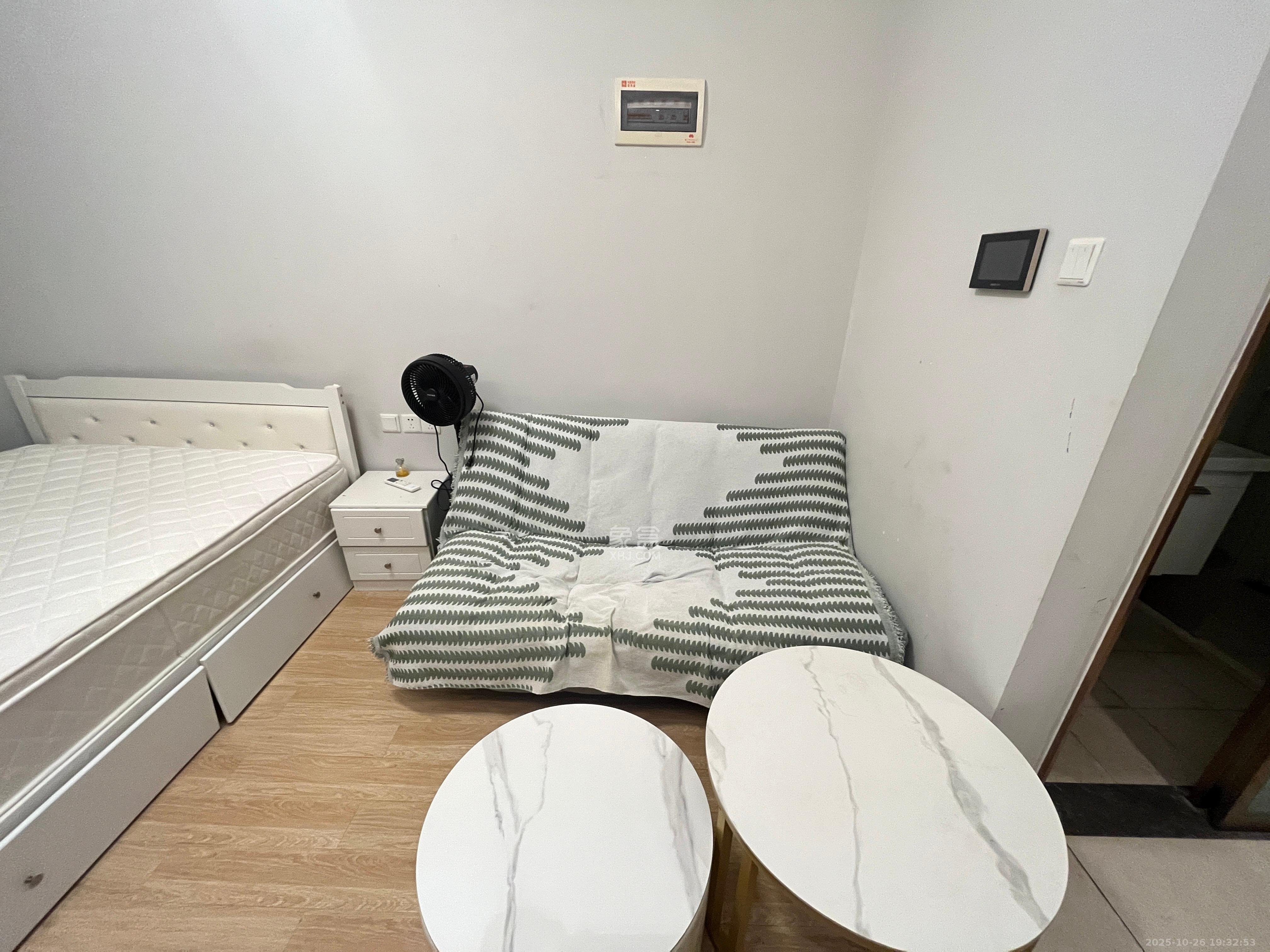 佳兆业云顶都汇  1室1厅1卫    1300.0元/月室内图