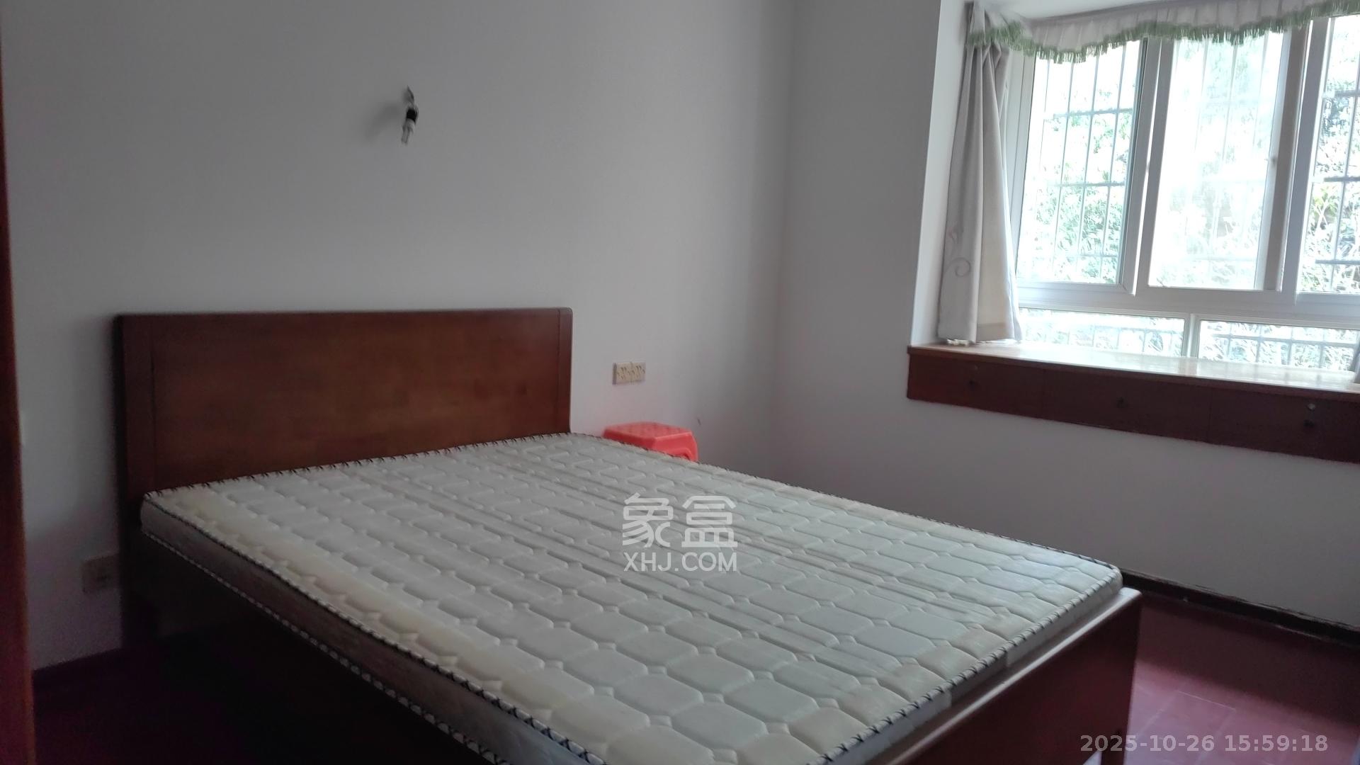 鄱阳小区  2室1厅1卫    1300.0元/月 鄱阳小区  2室1厅1卫    1300.0元/月室内图