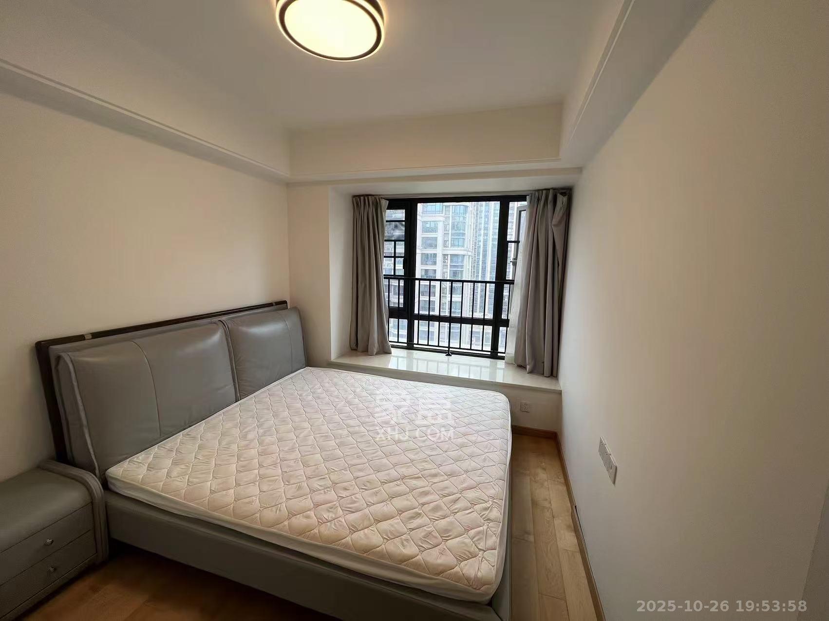 明昇壹城(明昇时代广场)一期  4室2厅1卫    5200.0元/月 明昇壹城(明昇时代广场)一期  4室2厅1卫    5200.0元/月室内图