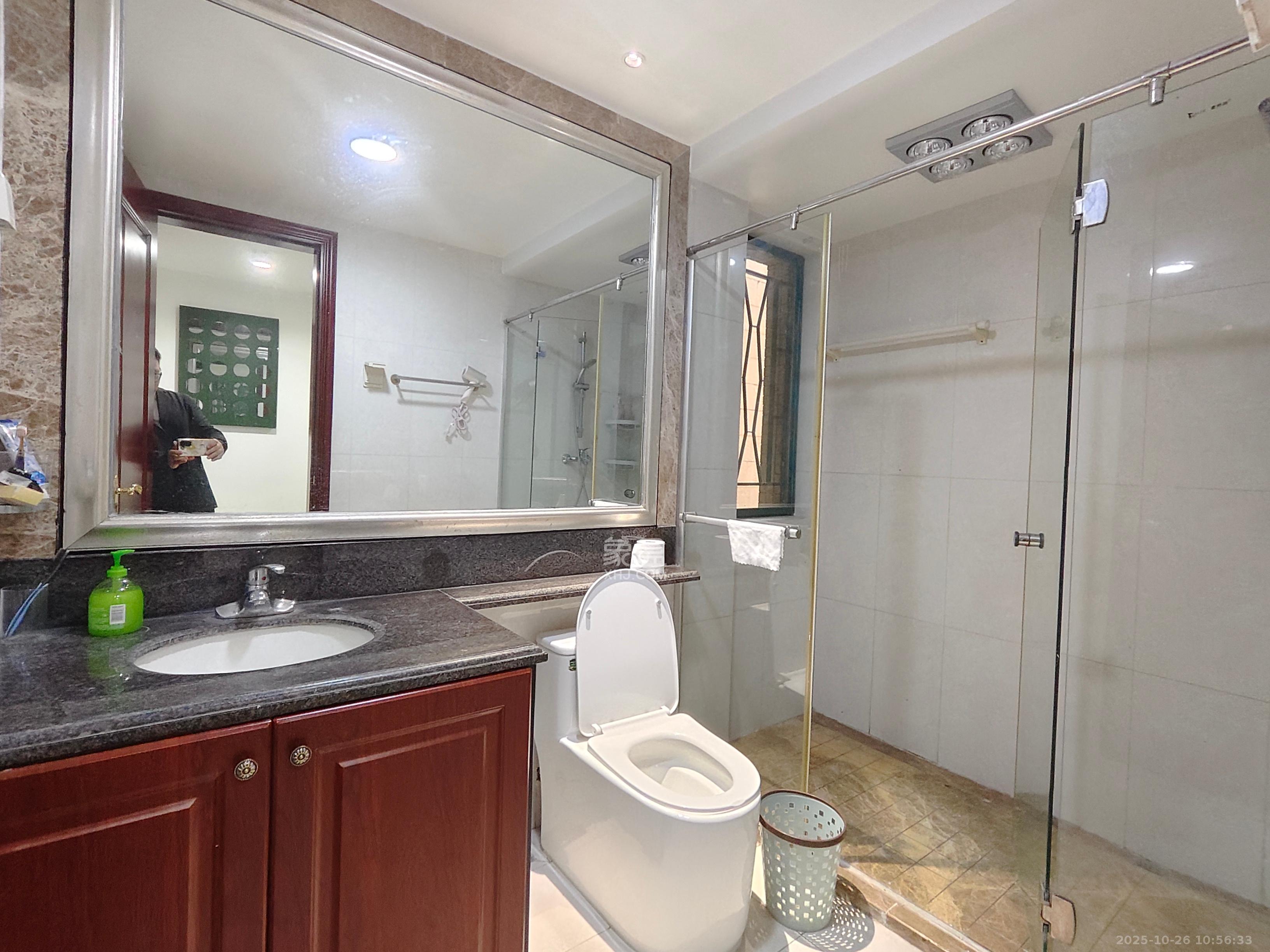 恒大名都  3室2厅1卫    3300.0元/月 恒大名都  3室2厅1卫    3300.0元/月室内图