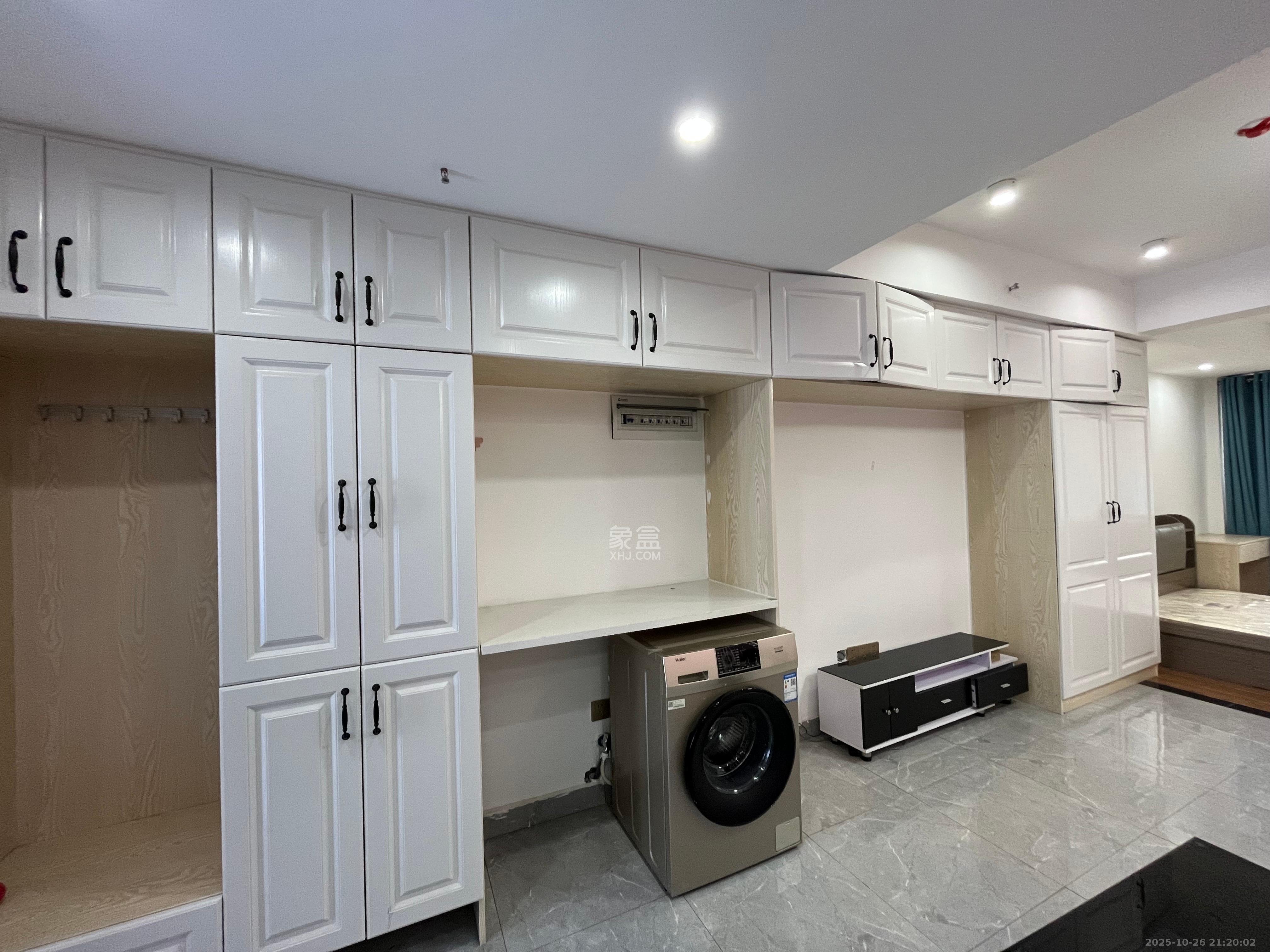 欧亚达国际广场 1室1厅1卫 1600.0元/月 欧亚达国际广场 1室1厅1卫 1600.0元/月室内图