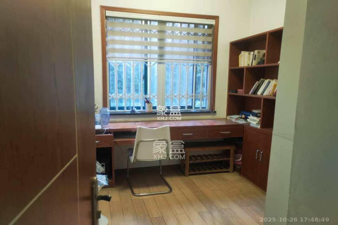 华盛世纪新城 4室2厅2卫 2600.0元/月 华盛世纪新城 4室2厅2卫 2600.0元/月室内图