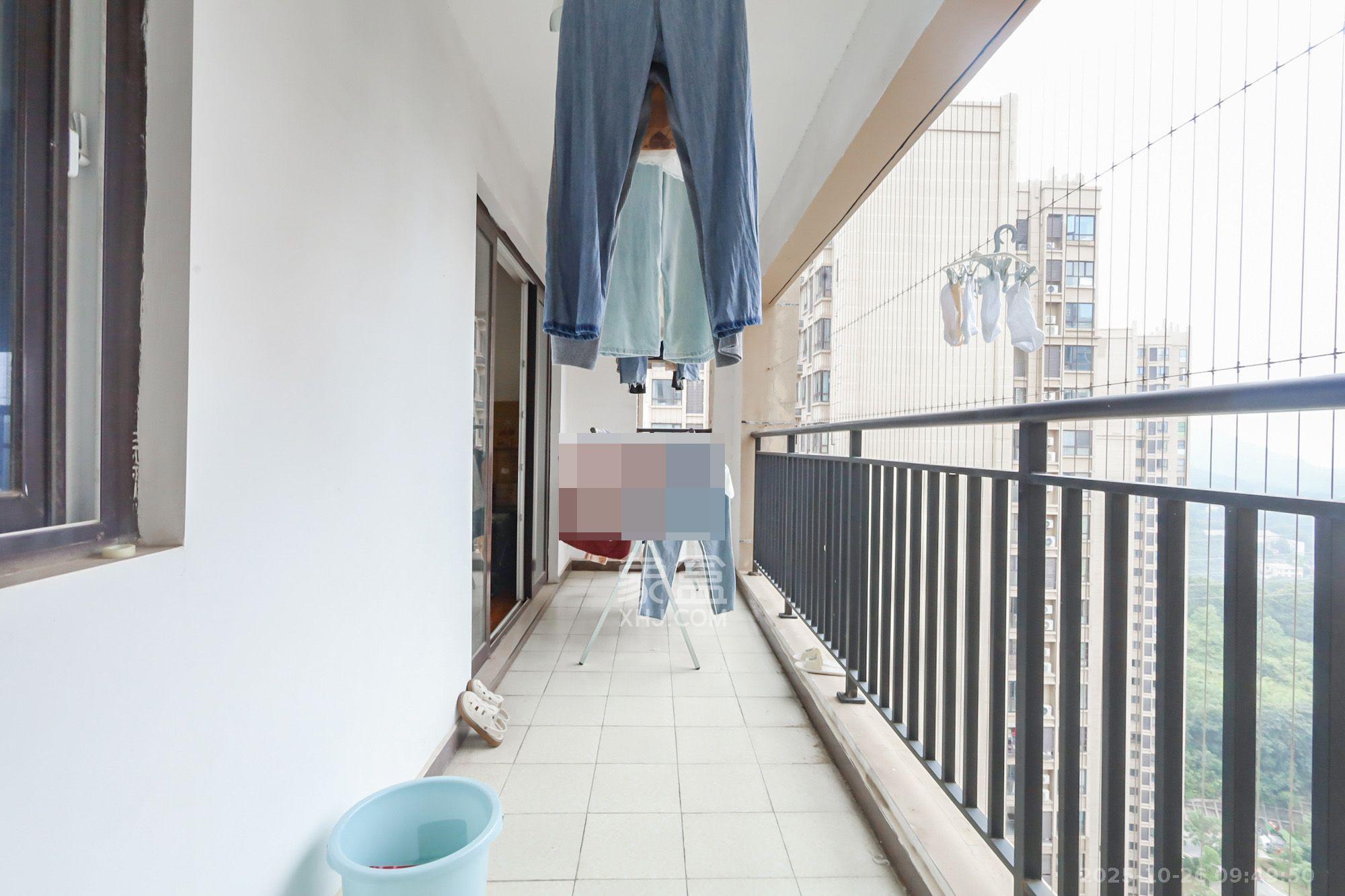 金科世界城  4室2厅2卫    2800.0元/月 金科世界城  4室2厅2卫    2800.0元/月室内图