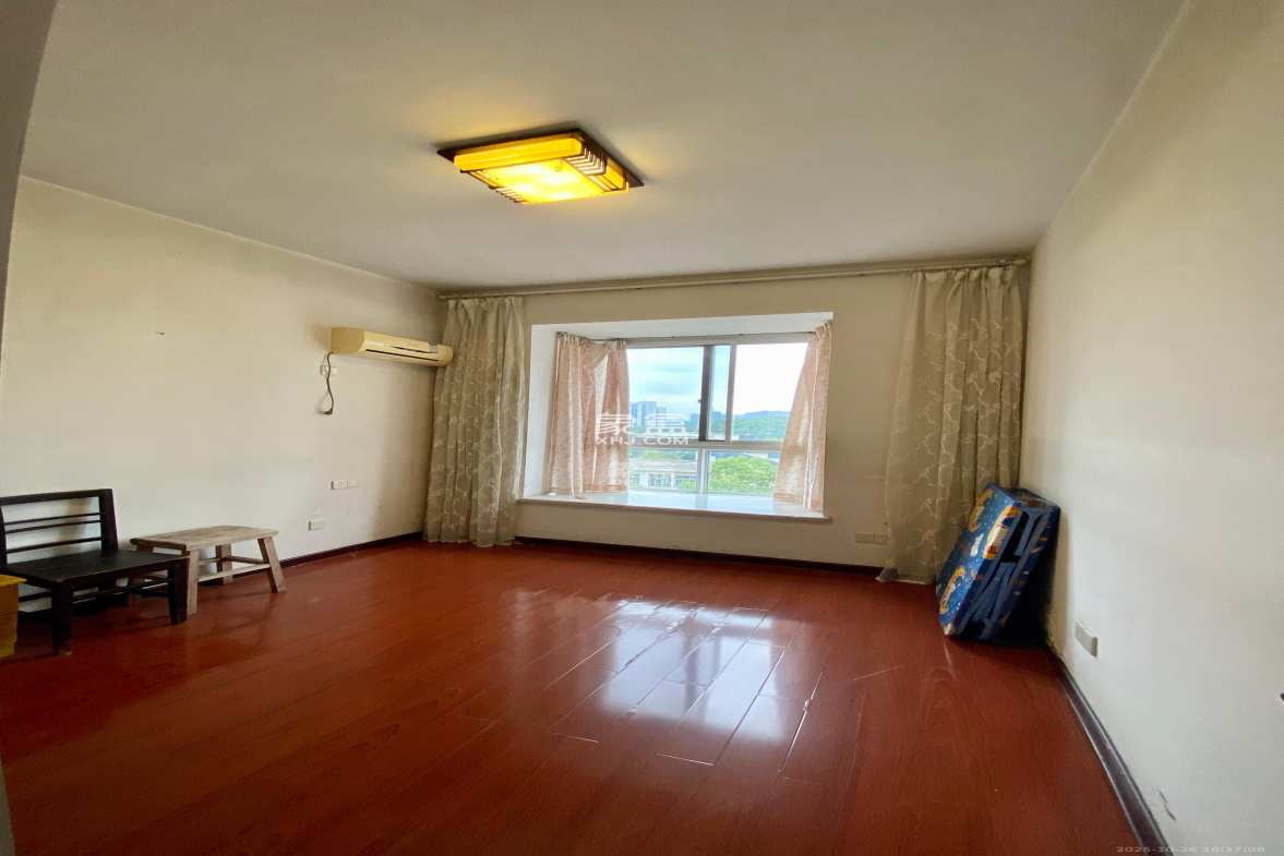 科技公寓 3室2厅2卫 3300.0元/月 科技公寓 3室2厅2卫 3300.0元/月室内图