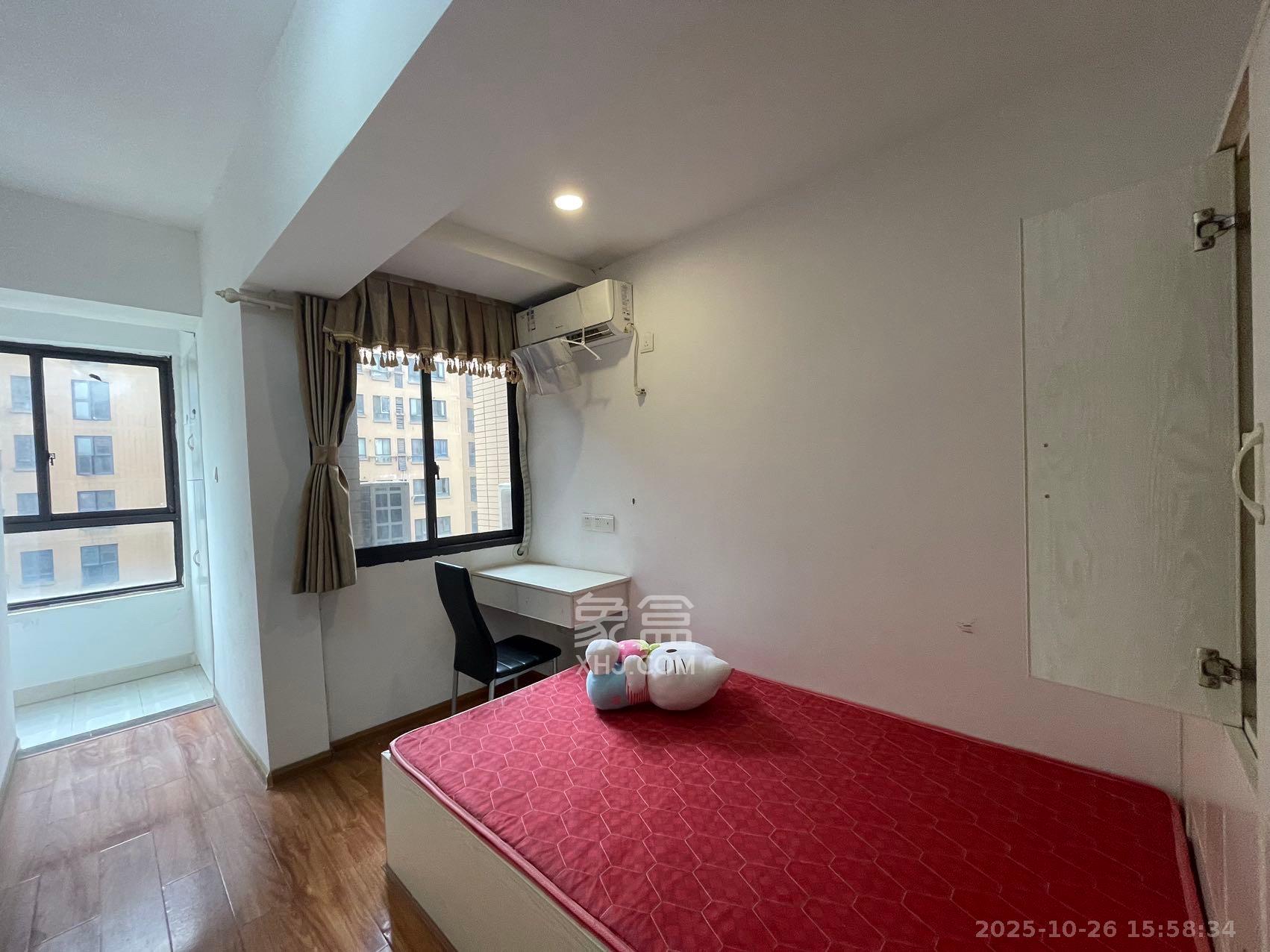 中信凯旋蓝岸(中信新城三期)  2室1厅1卫    1500.0元/月 中信凯旋蓝岸(中信新城三期)  2室1厅1卫    1500.0元/月室内图