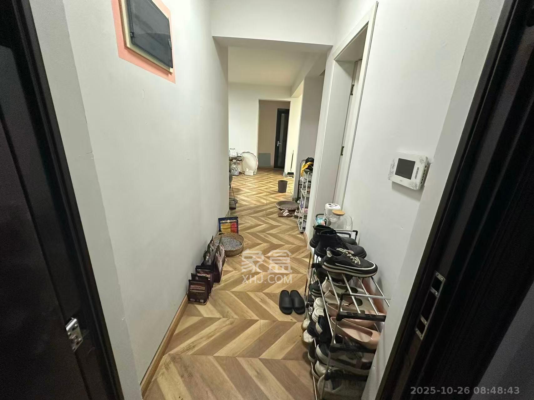 金地格林公馆  3室1厅2卫    3000.0元/月 金地格林公馆  3室1厅2卫    3000.0元/月室内图