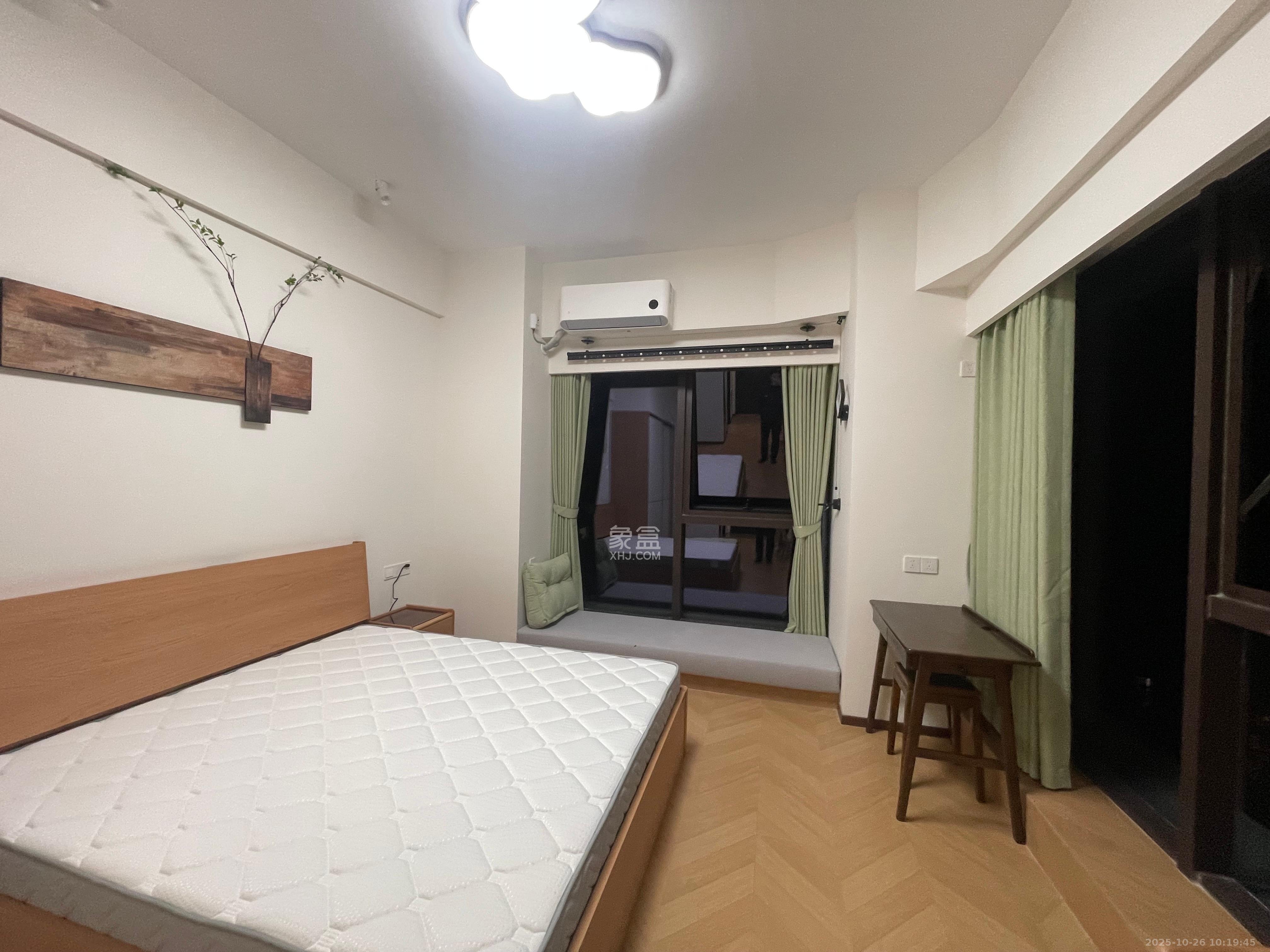 臻园  1室1厅1卫    1500.0元/月 臻园  1室1厅1卫    1500.0元/月室内图