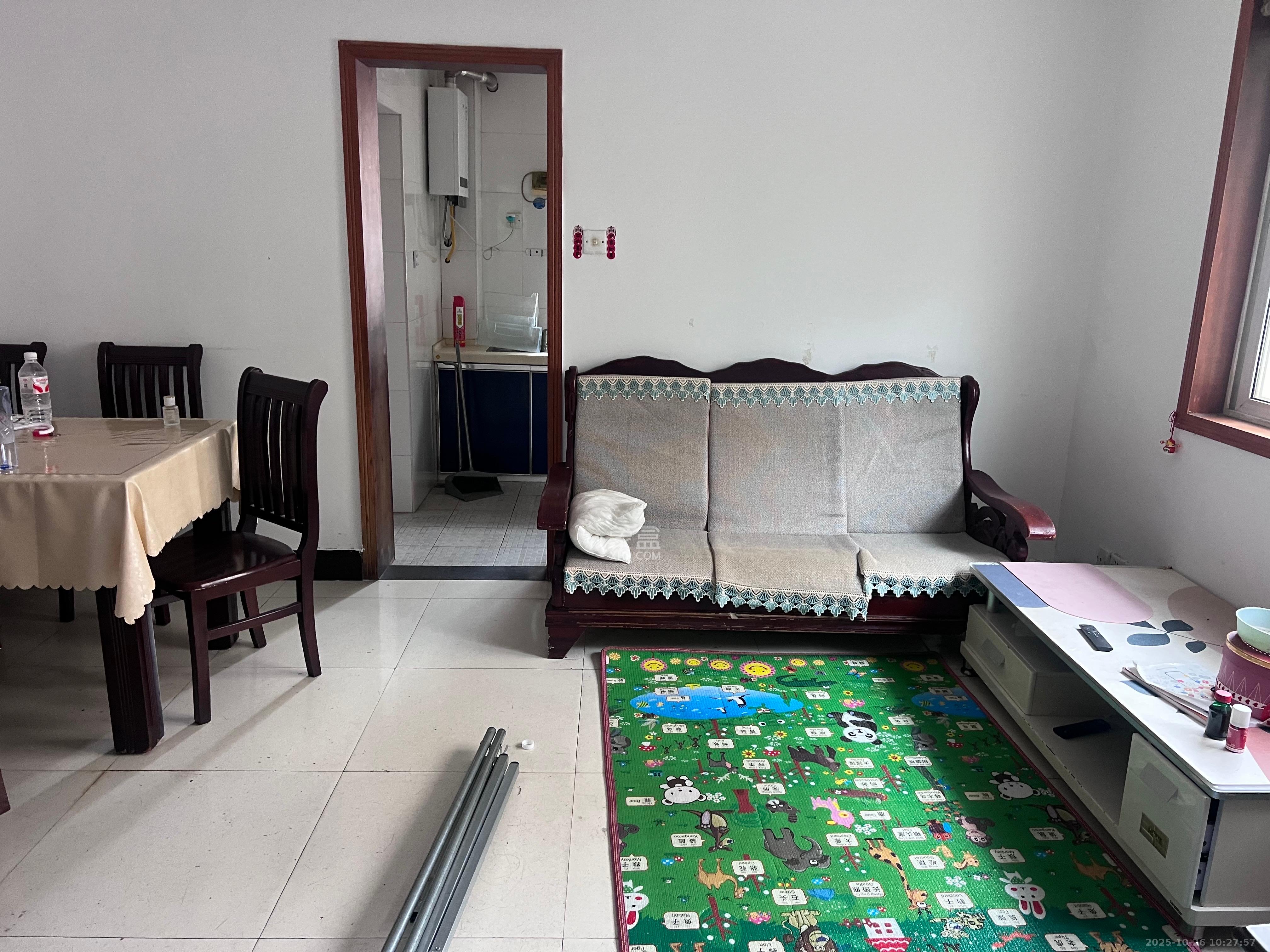 桔洲新苑(观沙岭)  2室1厅1卫    1700.0元/月 桔洲新苑(观沙岭)  2室1厅1卫    1700.0元/月