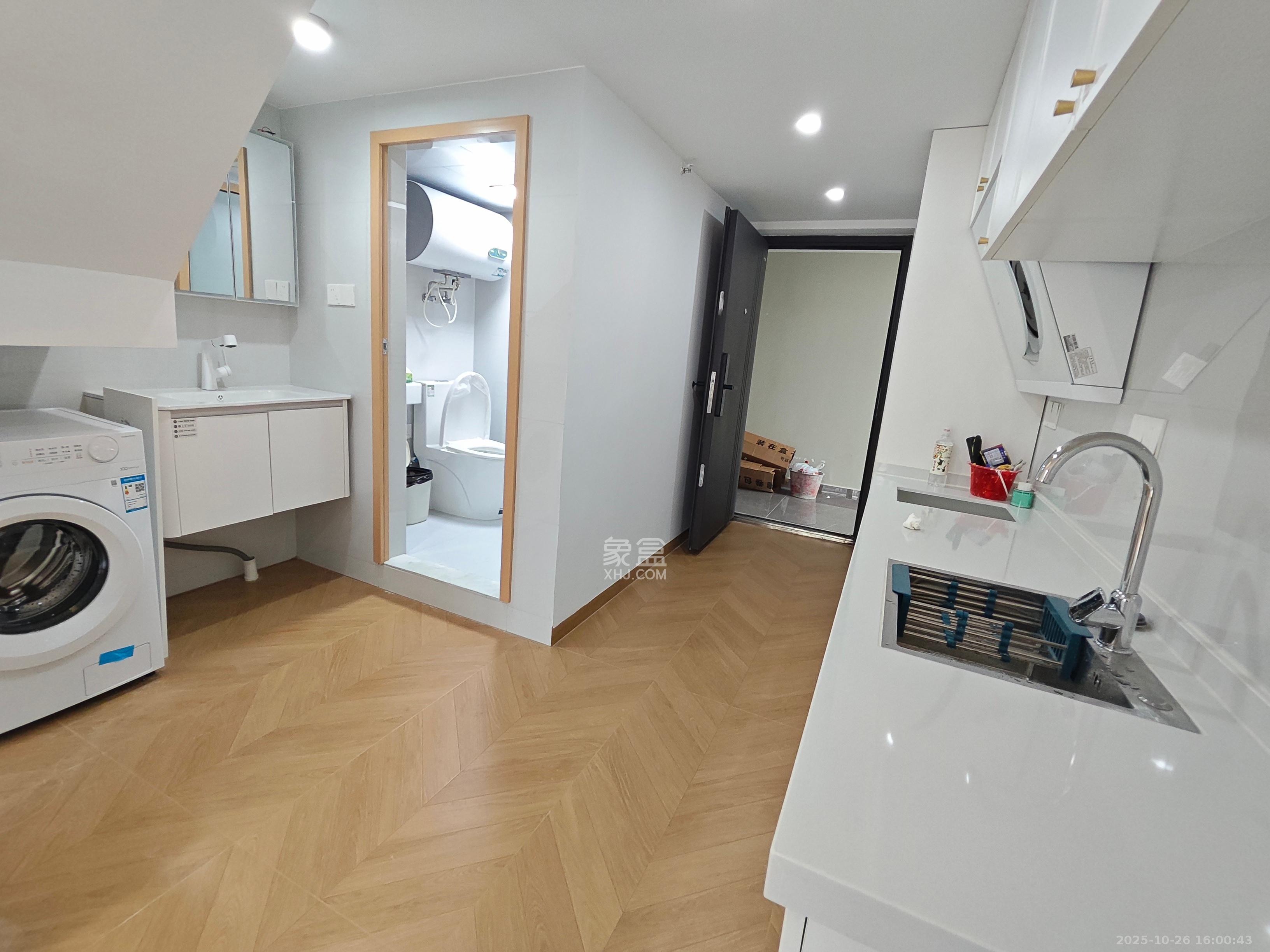 中海阅溪府 2室1厅1卫 2200.0元/月 中海阅溪府 2室1厅1卫 2200.0元/月室内图