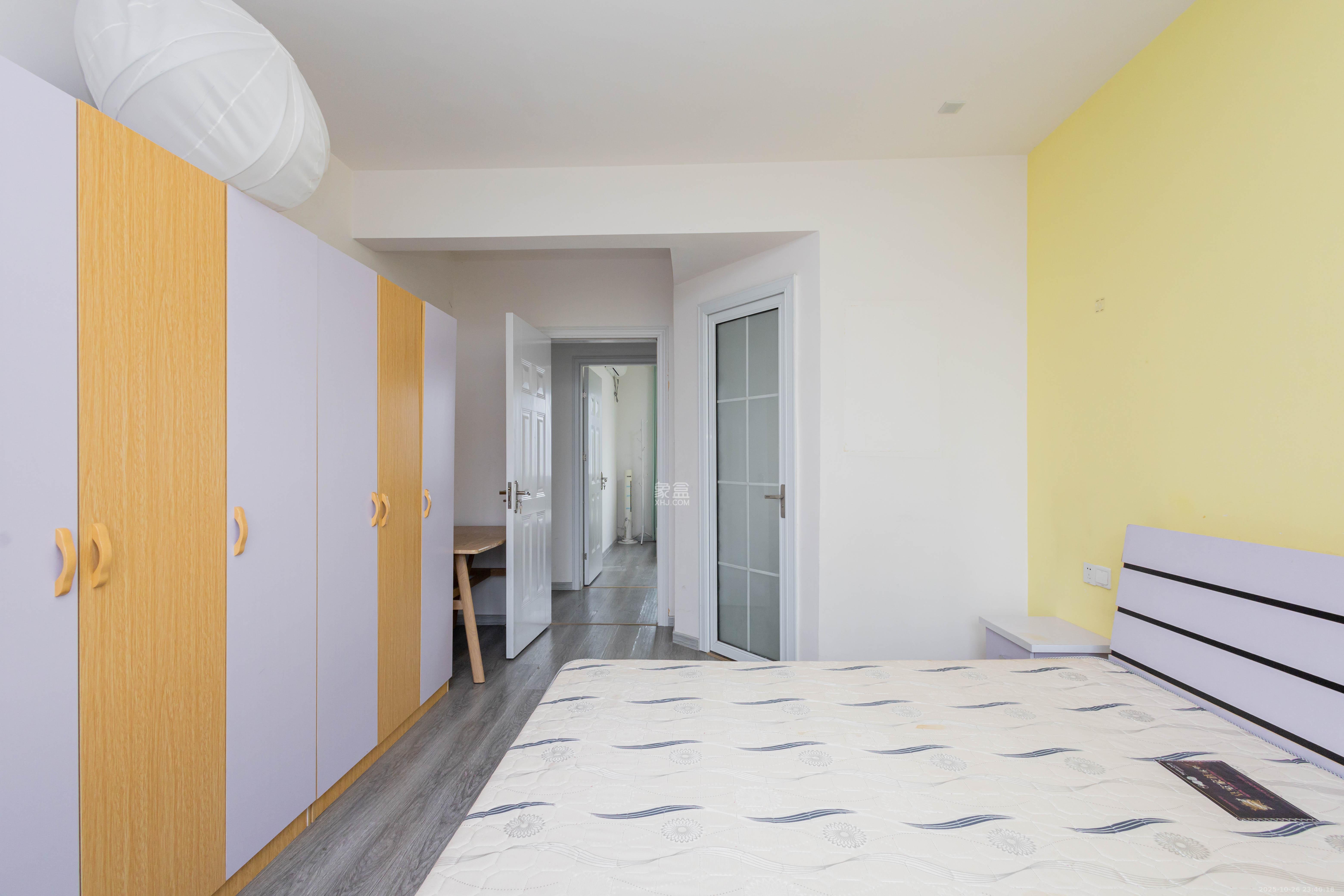 龙湖碧桂园天宸原著  4室2厅2卫    165.0万卧室