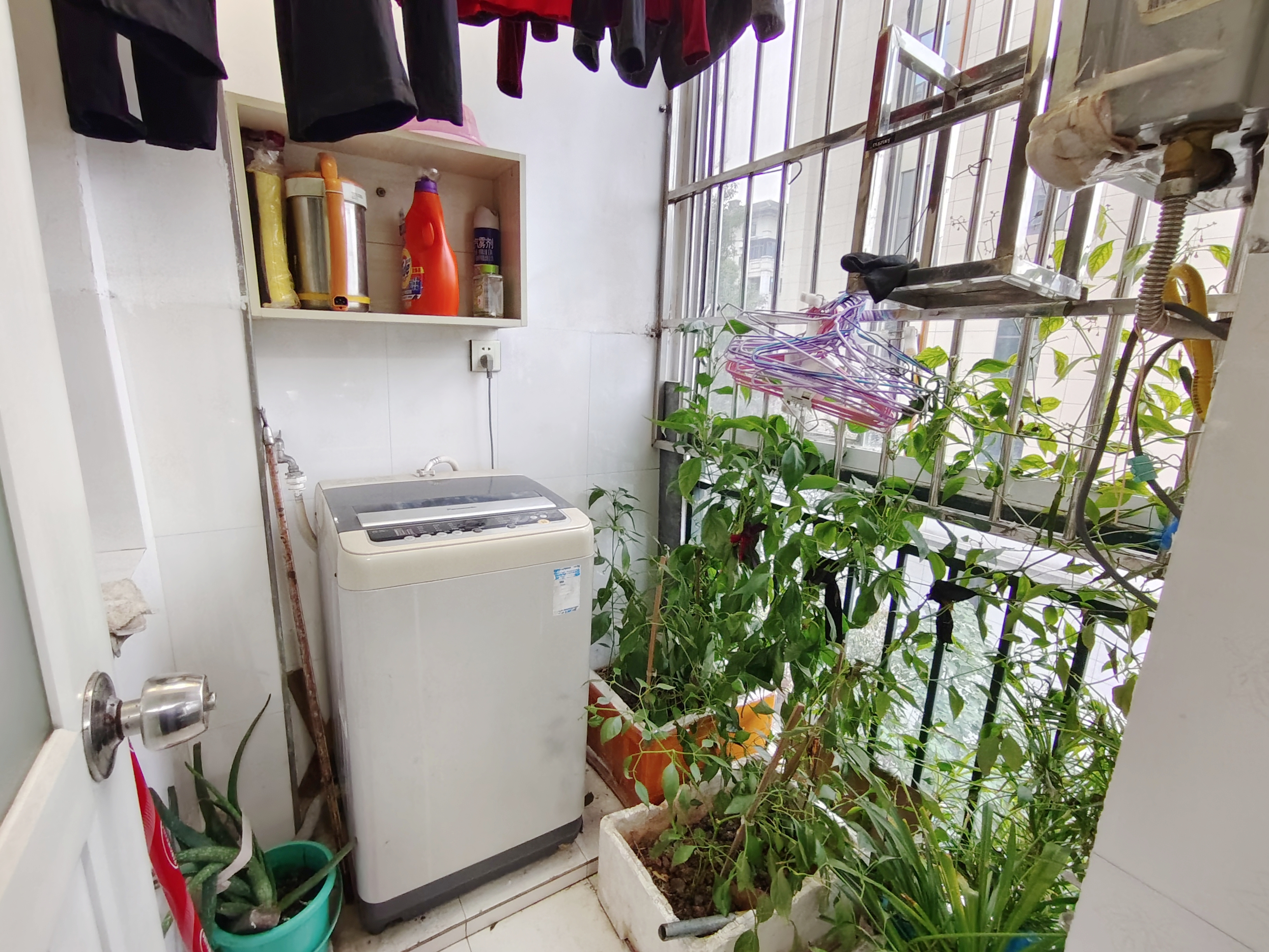 裕景龙苑  3室2厅1卫    32.8万室内图