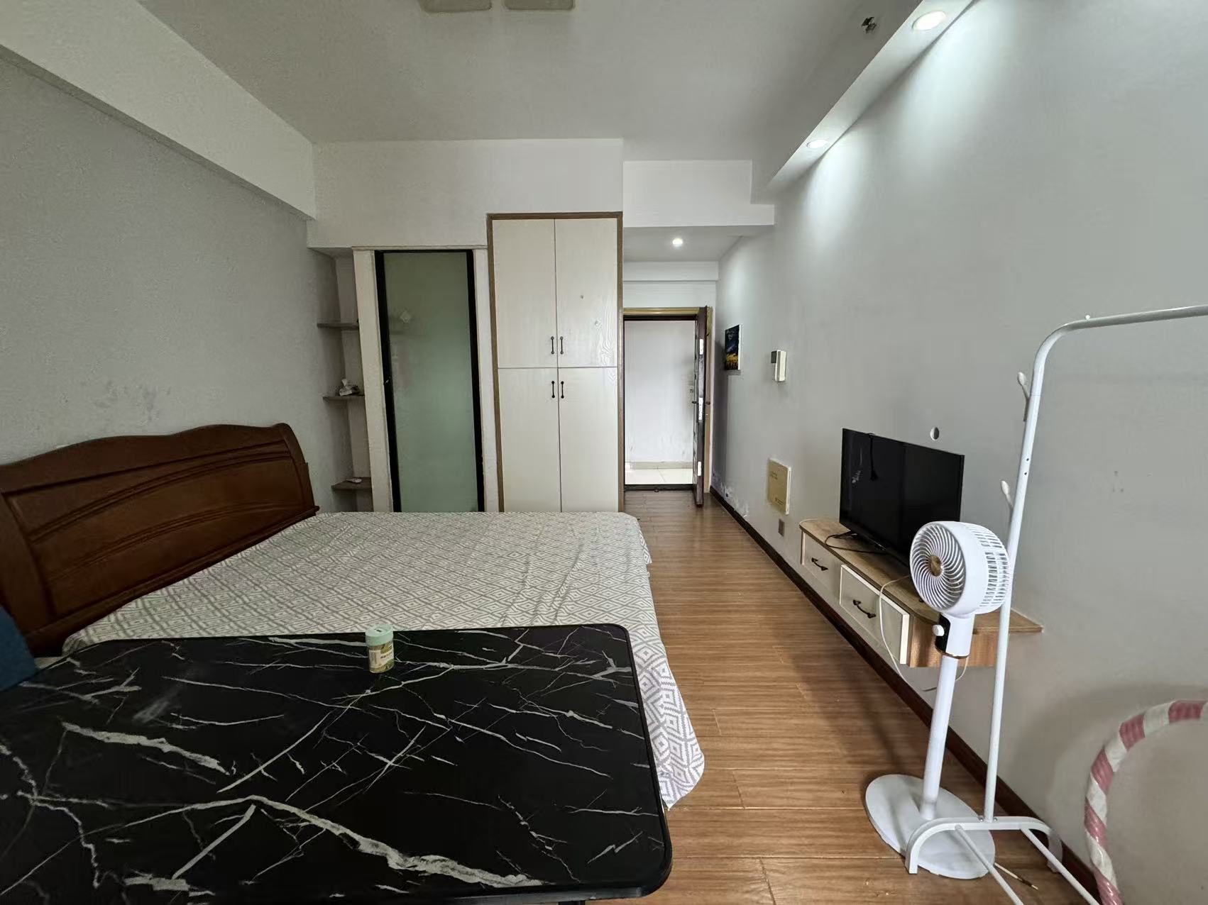 中建御山和苑 1室1厅1卫 15.8万 中建御山和苑 1室1厅1卫 15.8万室内图