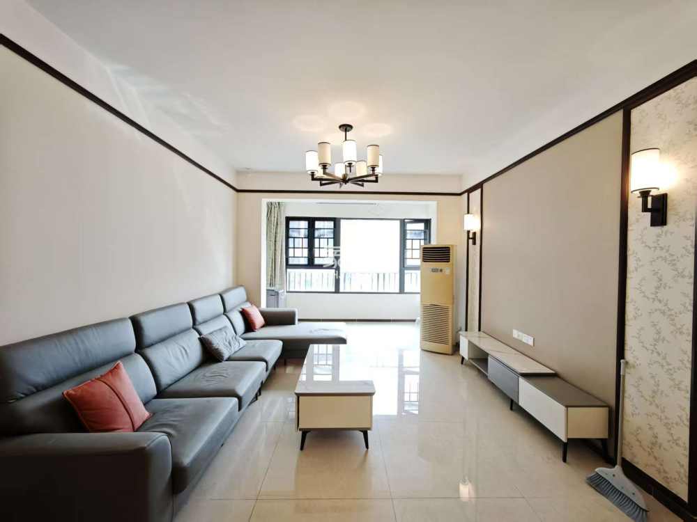 株洲恒大悦珑台  3室2厅2卫    108.0万