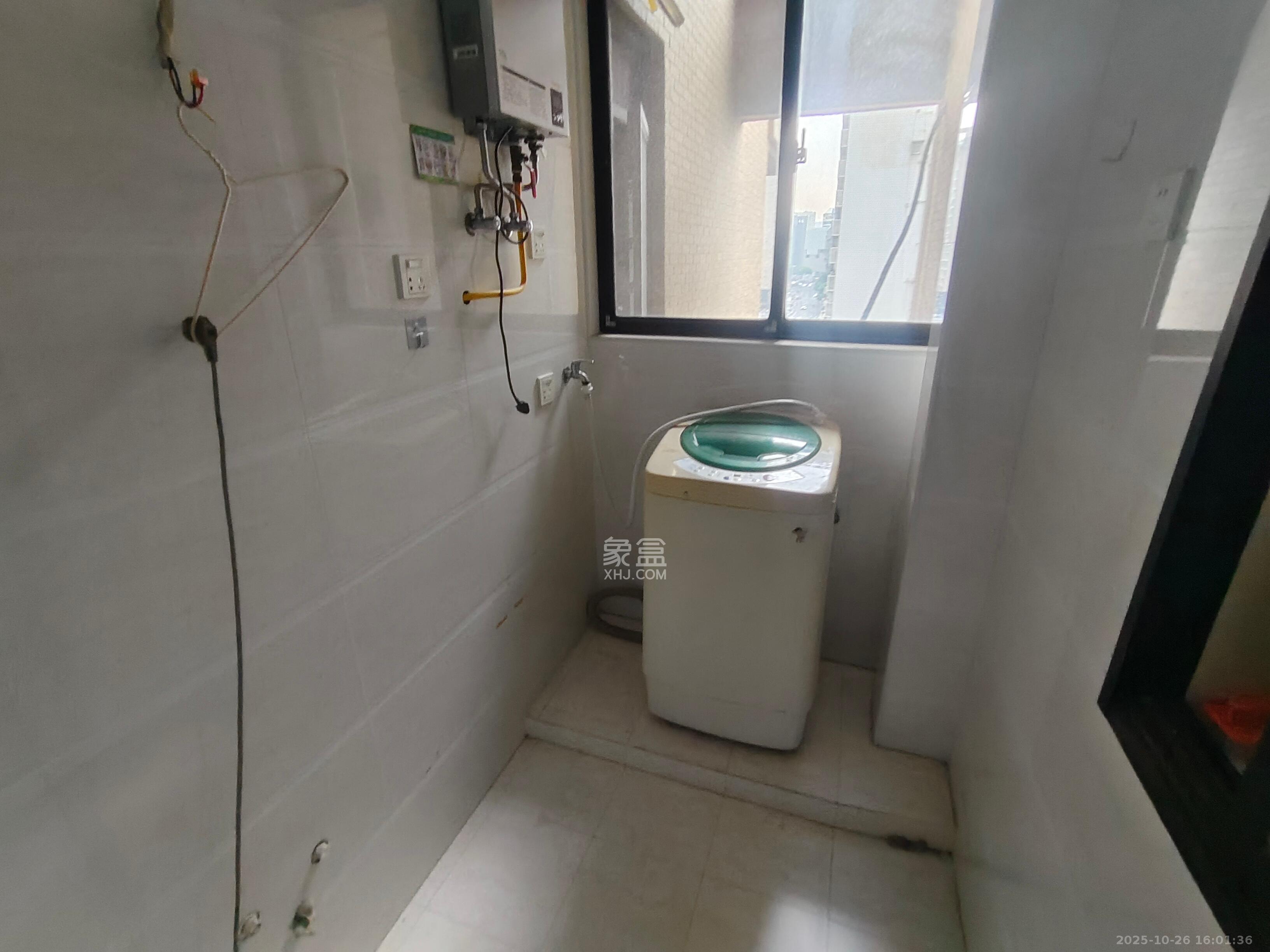 湘域城邦（湘域国际中心）  2室1厅1卫    3200.0元/月