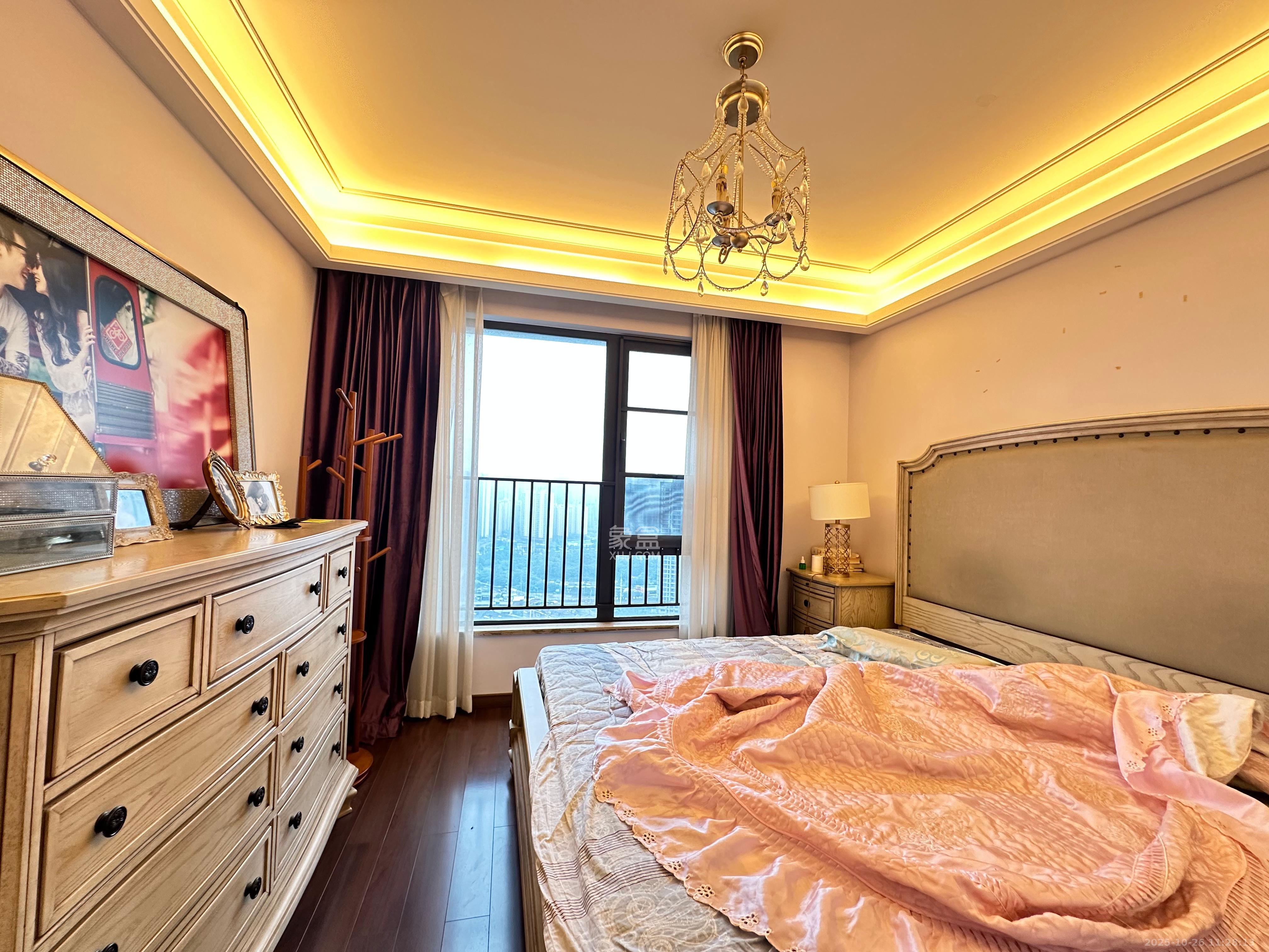 万科紫台  3室2厅1卫    4800.0元/月 万科紫台  3室2厅1卫    4800.0元/月室内图