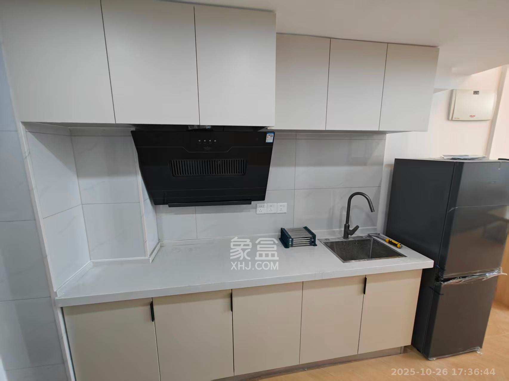 阳光城檀悦 4室2厅1卫 4300.0元/月 阳光城檀悦 4室2厅1卫 4300.0元/月室内图