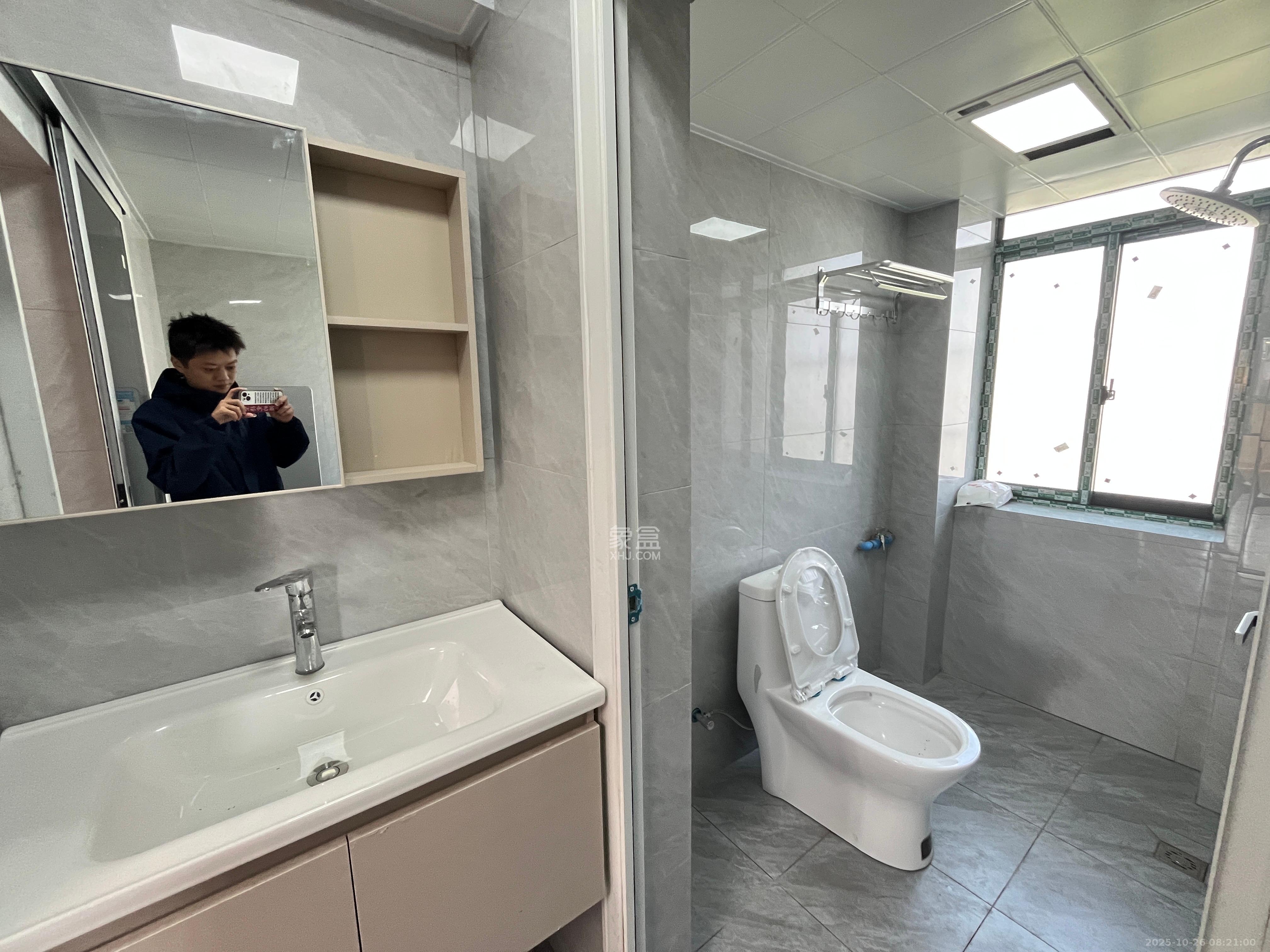 铁四院  3室2厅1卫    2500.0元/月 铁四院  3室2厅1卫    2500.0元/月室内图