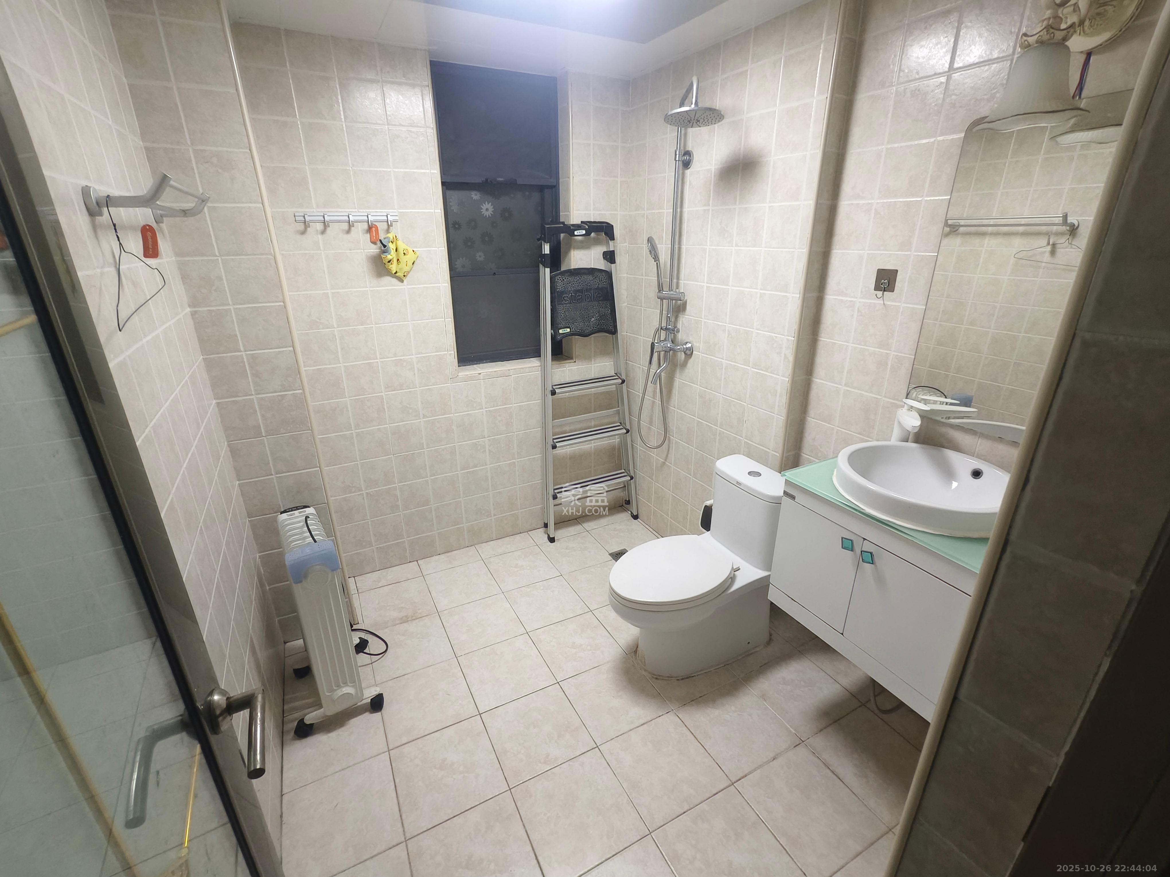 明昇壹城(明昇时代广场)一期 3室2厅1卫 3000.0元/月 明昇壹城(明昇时代广场)一期 3室2厅1卫 3000.0元/月室内图