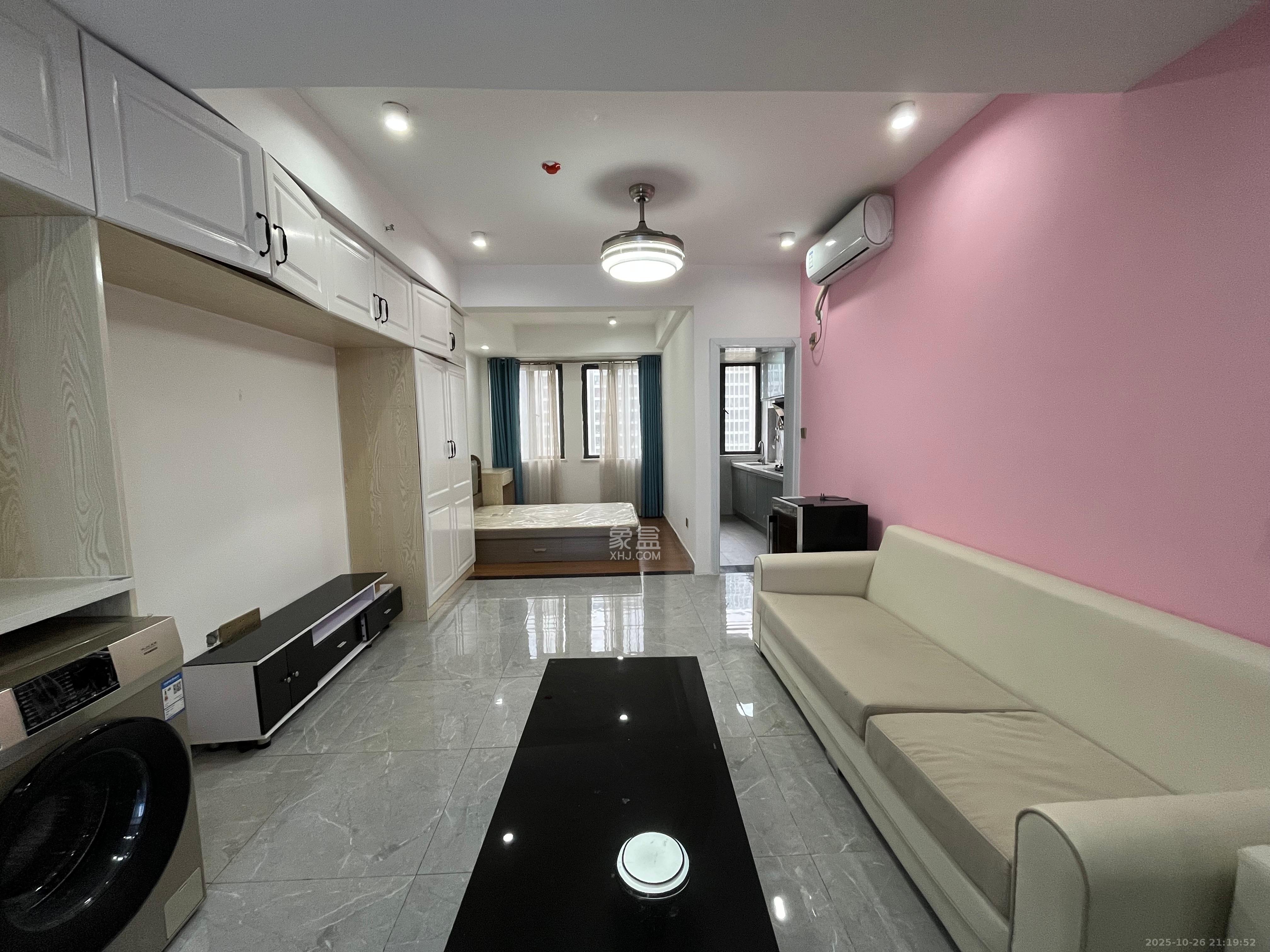 欧亚达国际广场  1室1厅1卫    1600.0元/月