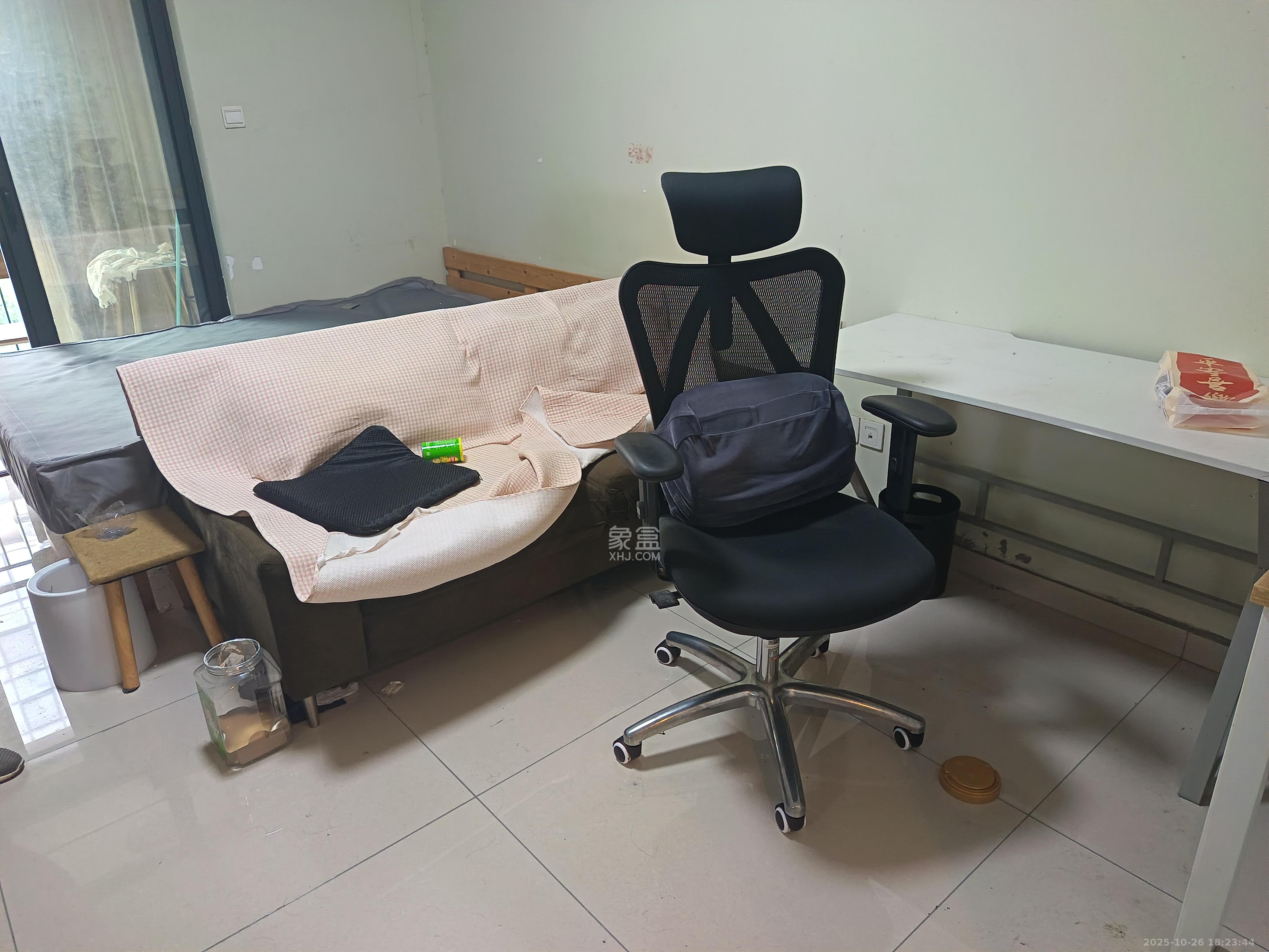 万科金域华府一期 1室1厅1卫 1300.0元/月 万科金域华府一期 1室1厅1卫 1300.0元/月室内图