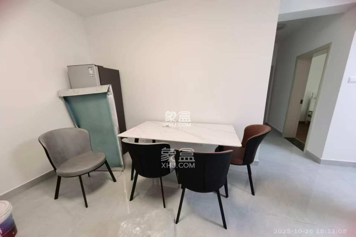 永祺西京 1室2厅1卫 900.0元/月 永祺西京 1室2厅1卫 900.0元/月室内图