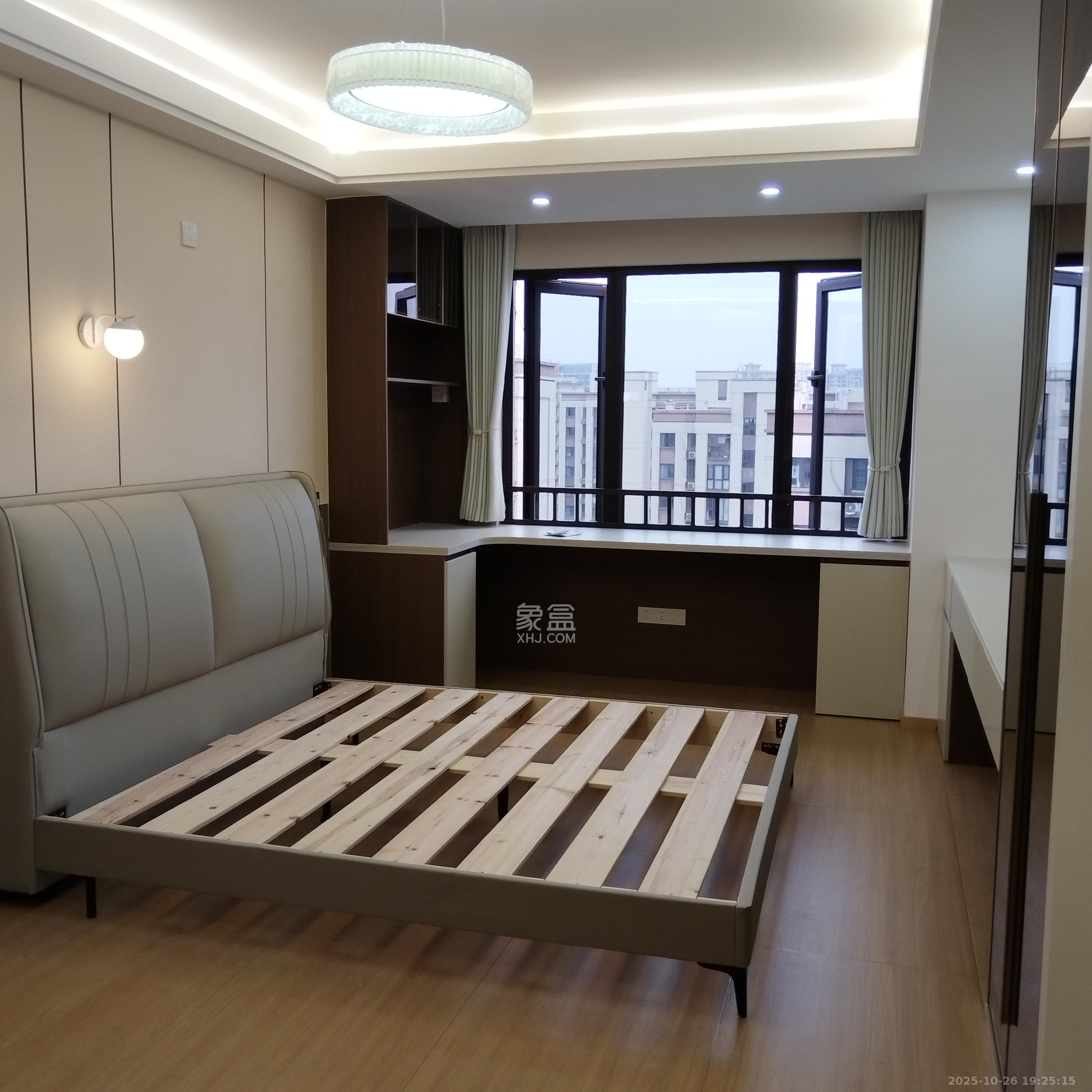 中海珑悦府 1室1厅1卫 1300.0元/月 中海珑悦府 1室1厅1卫 1300.0元/月室内图