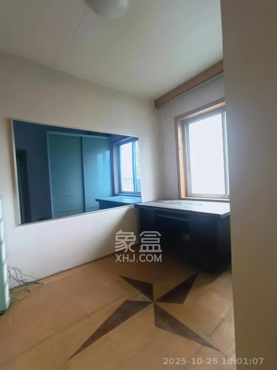 司法厅宿舍  3室2厅1卫    2200.0元/月室内图