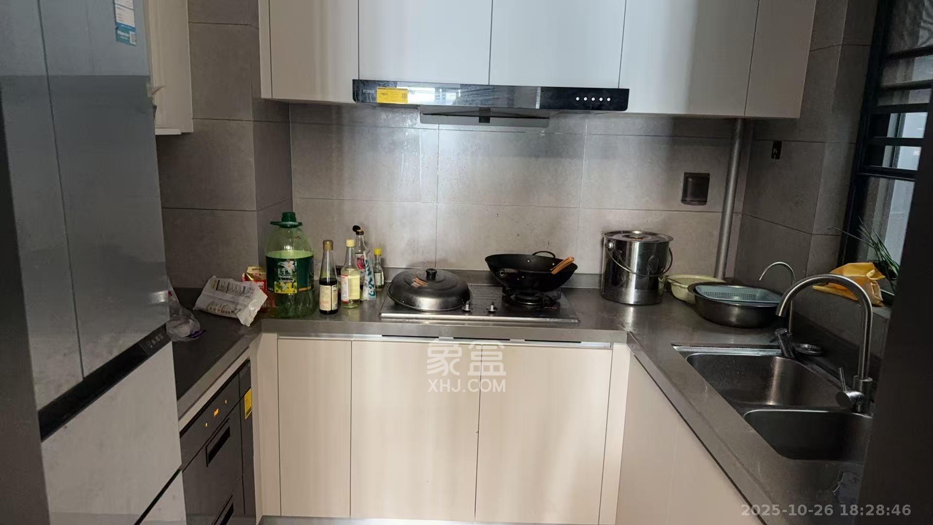 时代梅溪领峰 3室2厅2卫 3000.0元/月 时代梅溪领峰 3室2厅2卫 3000.0元/月室内图