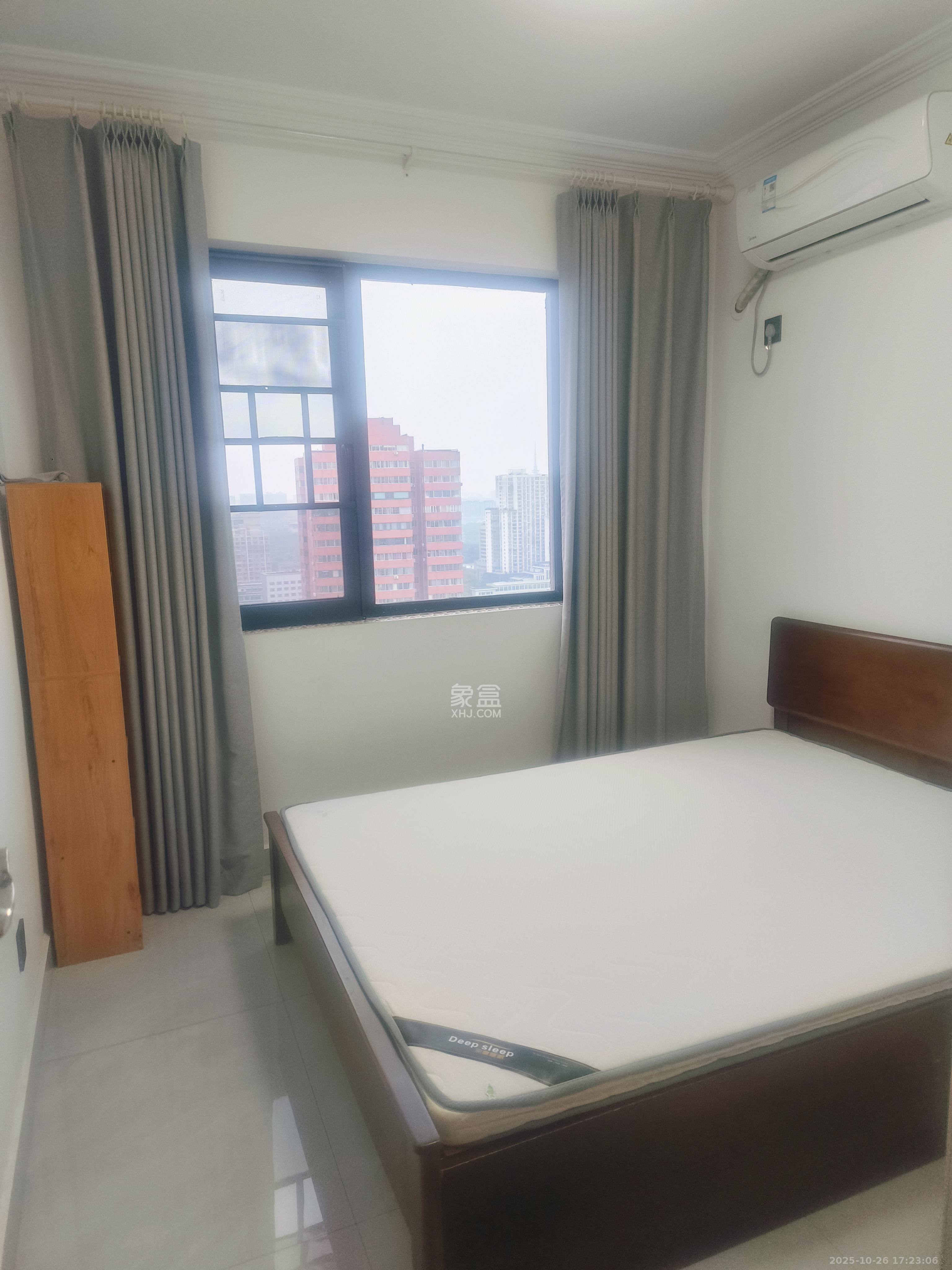 韭菜园嘉苑 3室2厅2卫 4000.0元/月 韭菜园嘉苑 3室2厅2卫 4000.0元/月室内图