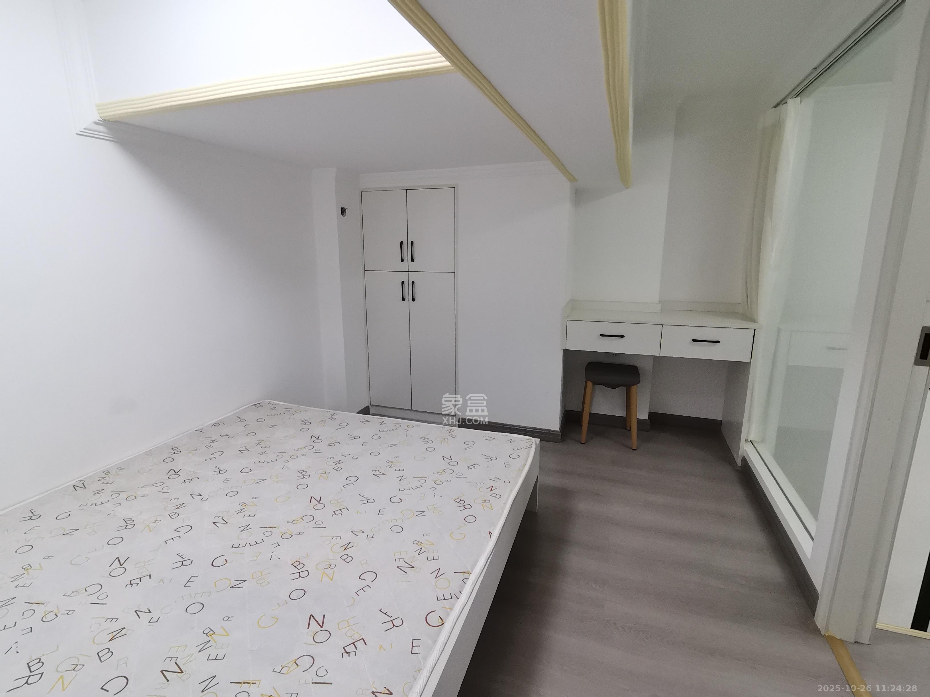 润和滨江府  2室1厅1卫    1800.0元/月室内图