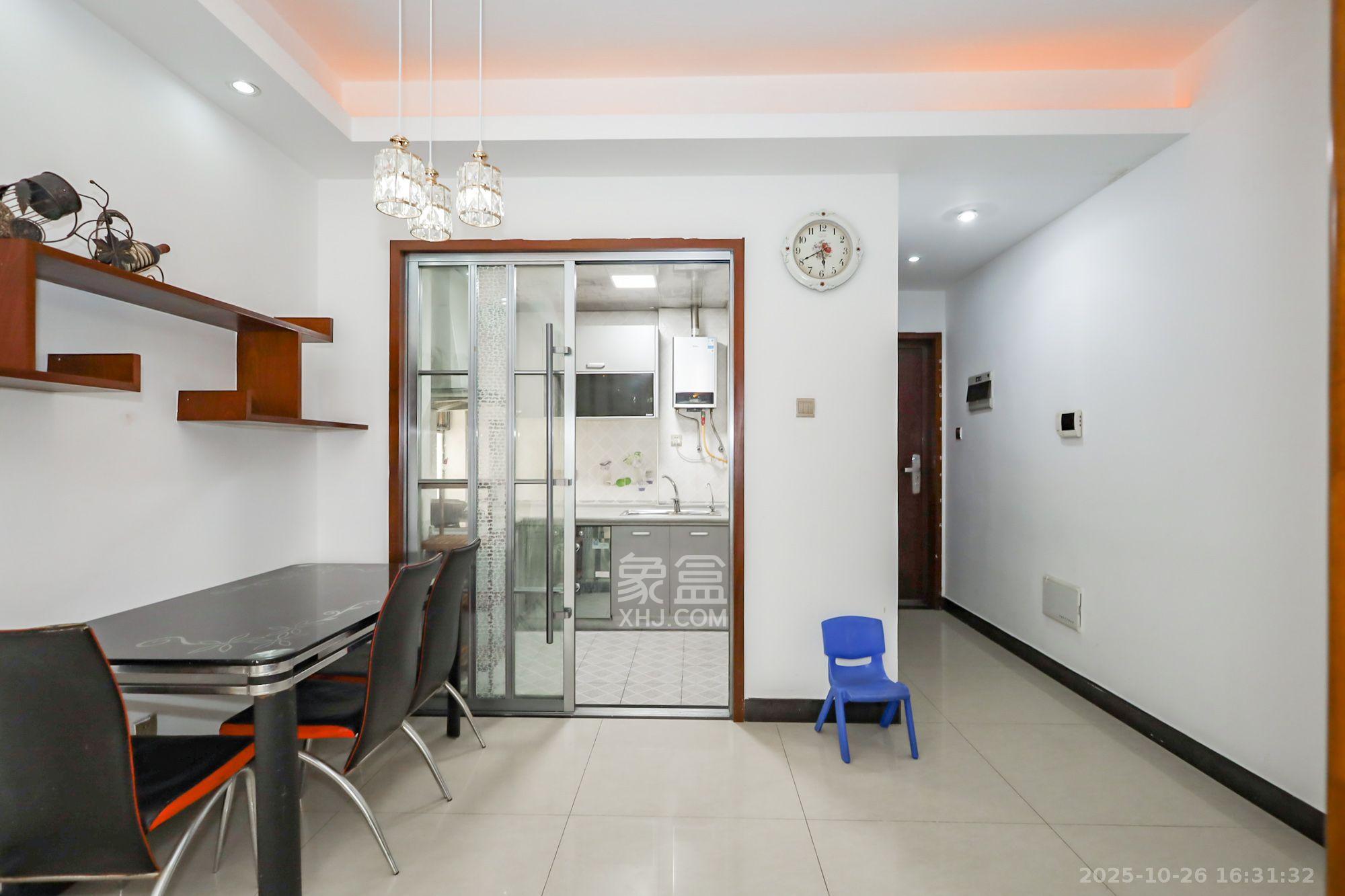 莱茵城  2室2厅1卫    2000.0元/月室内图