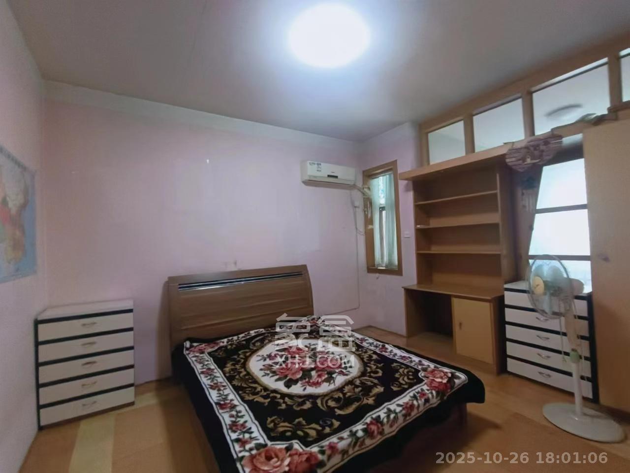 司法厅宿舍  3室2厅1卫    2200.0元/月室内图