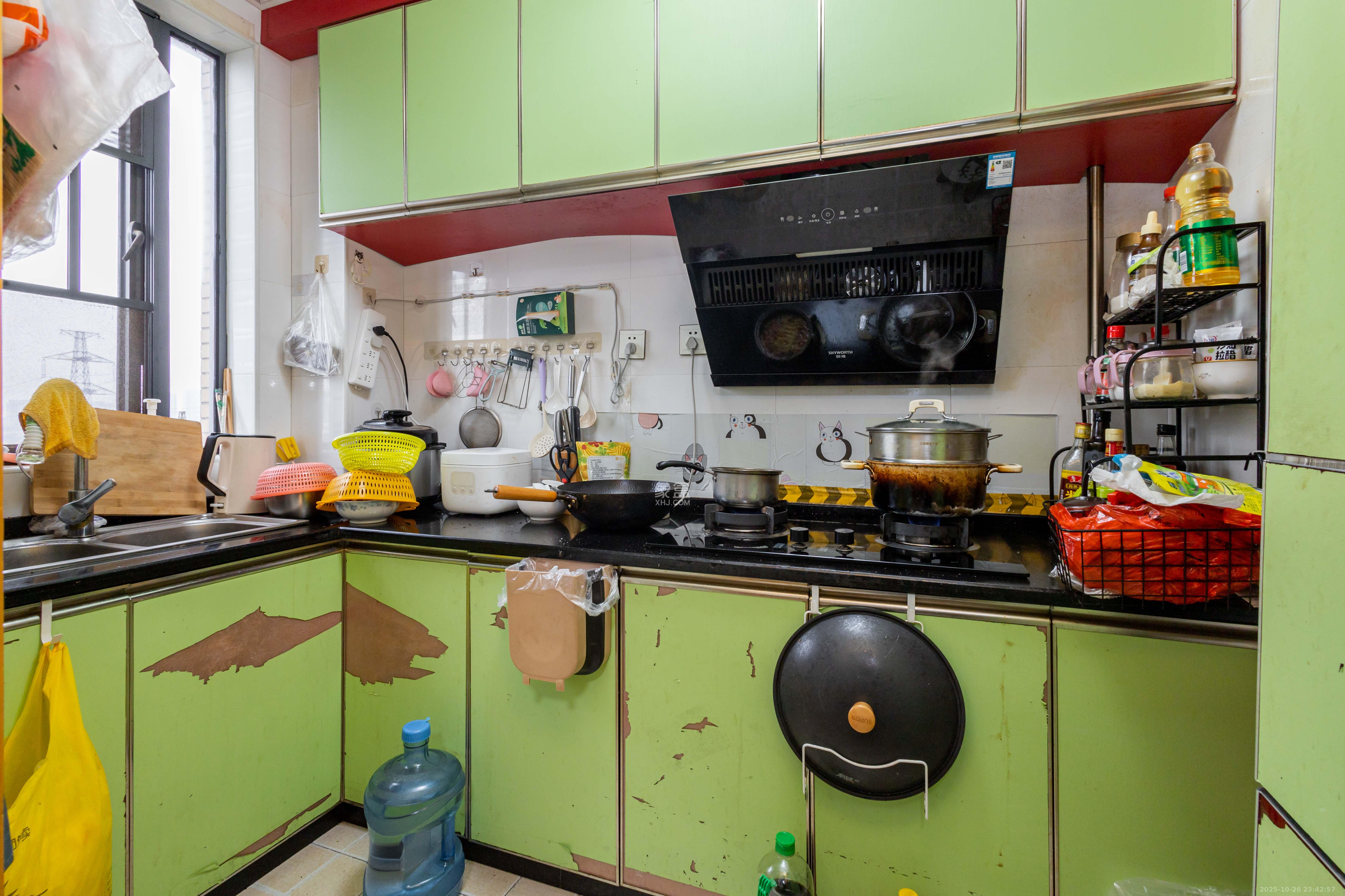 中国铁建国际城一期  3室2厅2卫    46.0万厨房