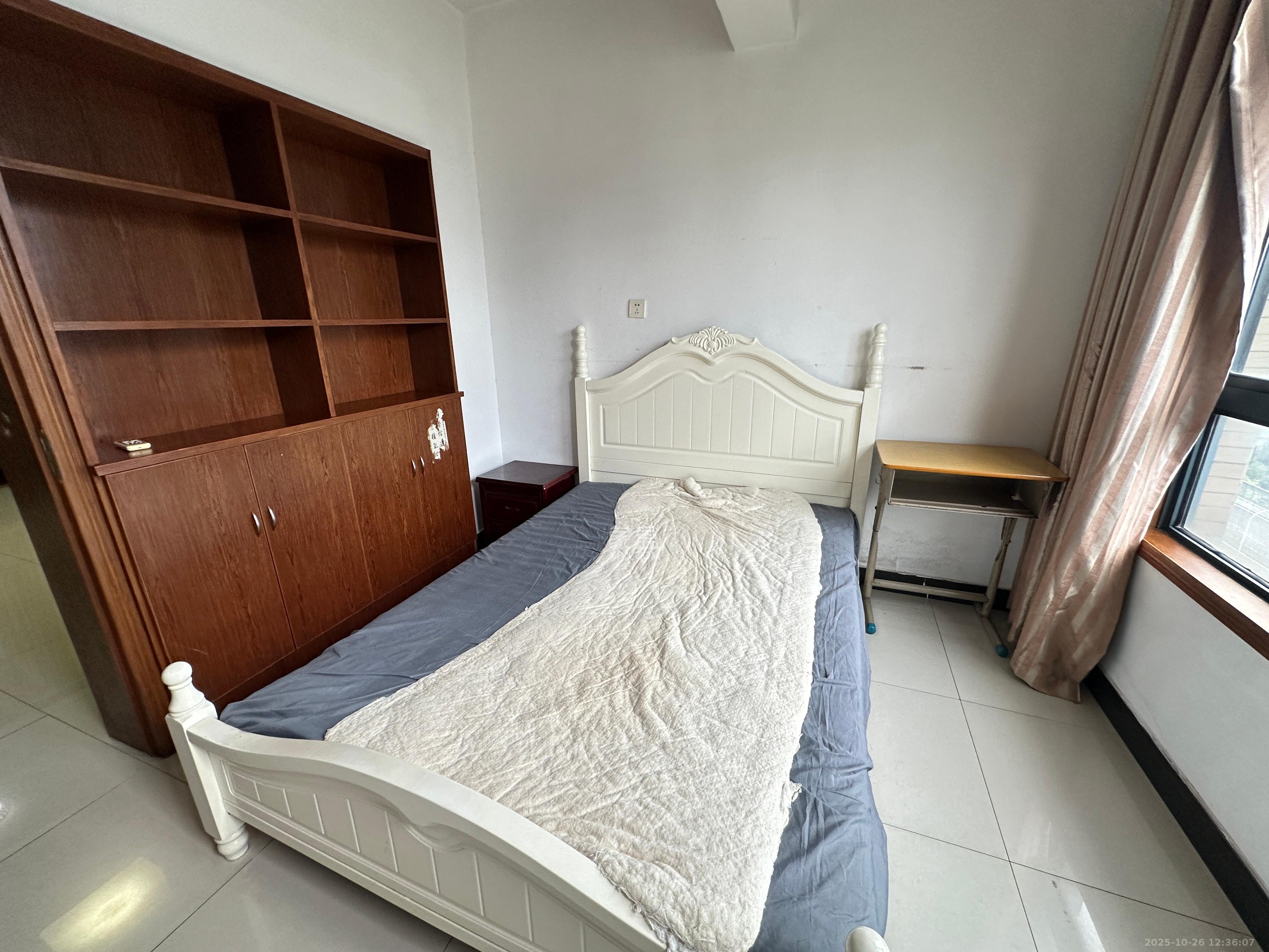 农商银行宿舍楼(洞井支行) 1室0厅0卫 2500.0元/月 农商银行宿舍楼(洞井支行) 1室0厅0卫 2500.0元/月室内图