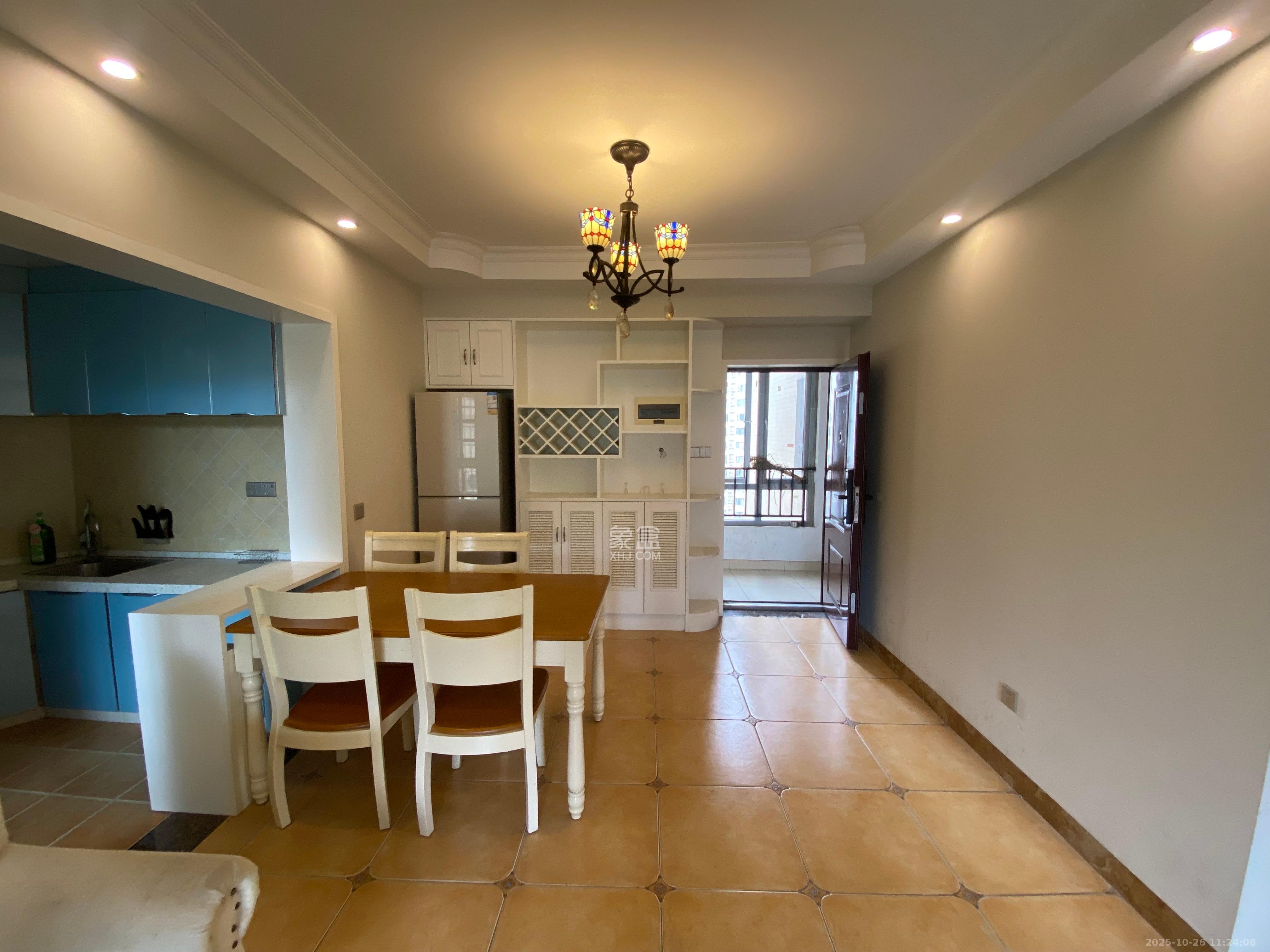 钱隆世家  2室1厅1卫    2200.0元/月