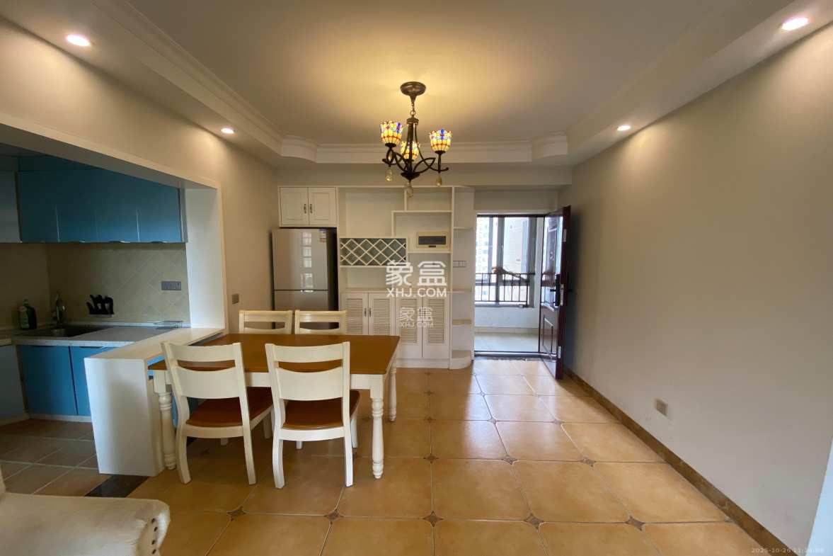 钱隆世家  2室1厅1卫    2200.0元/月 钱隆世家  2室1厅1卫    2200.0元/月室内图1