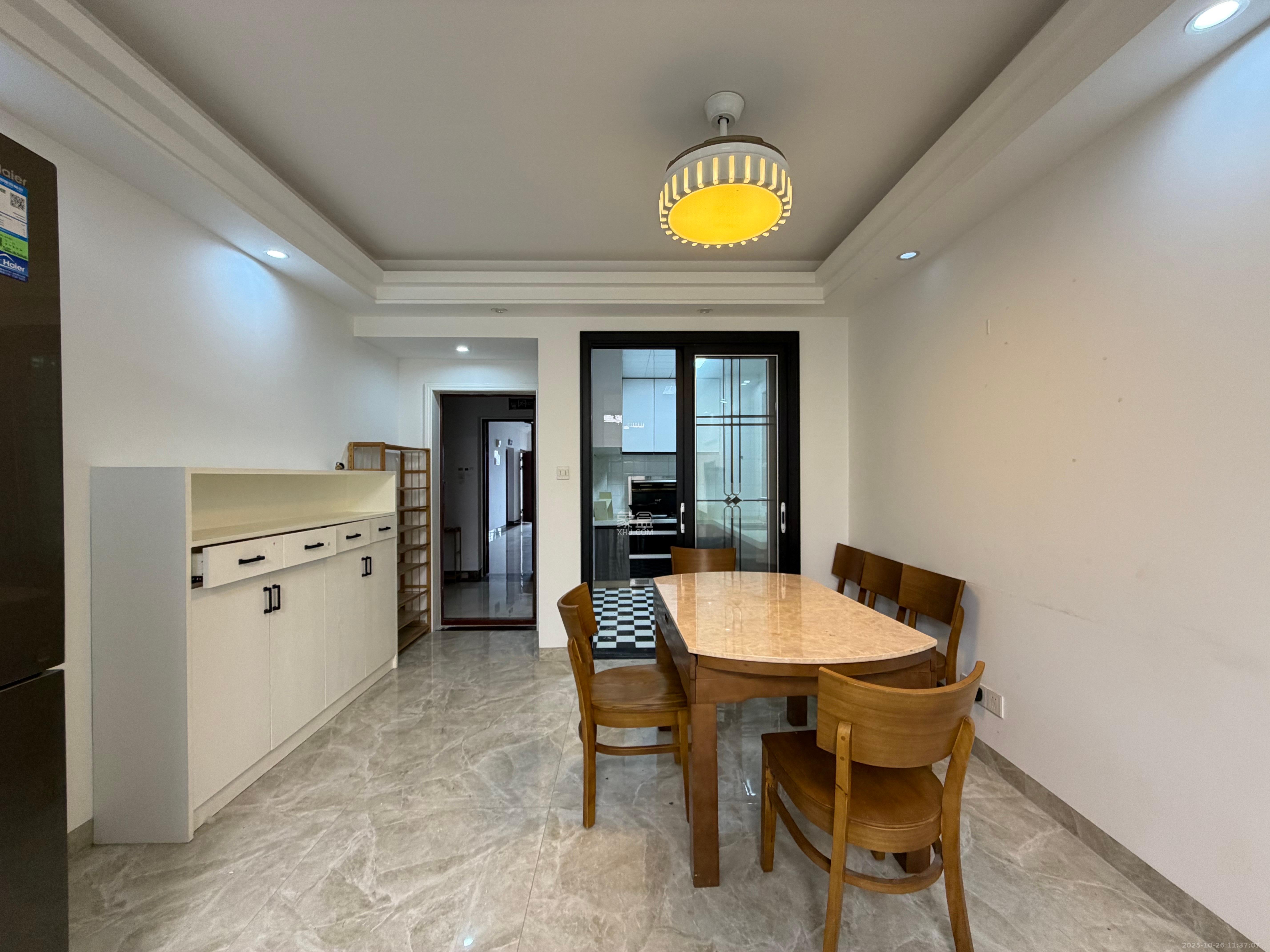 荣盛花语书苑  3室2厅1卫    2800.0元/月室内图