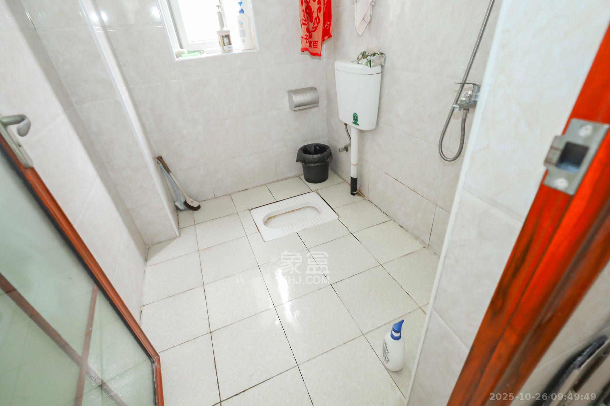 金科世界城  4室2厅2卫    2800.0元/月 金科世界城  4室2厅2卫    2800.0元/月室内图