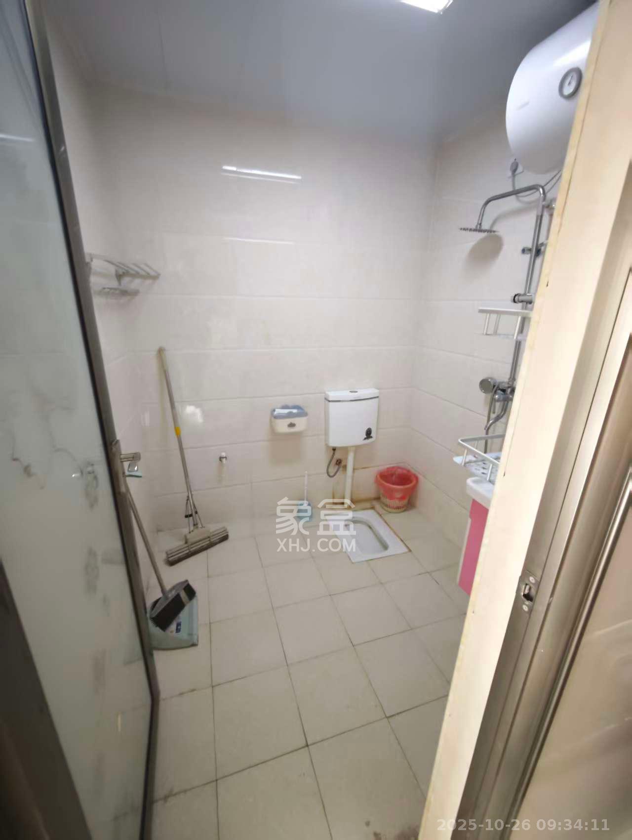 MOMA当代广场  1室1厅1卫    1000.0元/月 MOMA当代广场  1室1厅1卫    1000.0元/月室内图