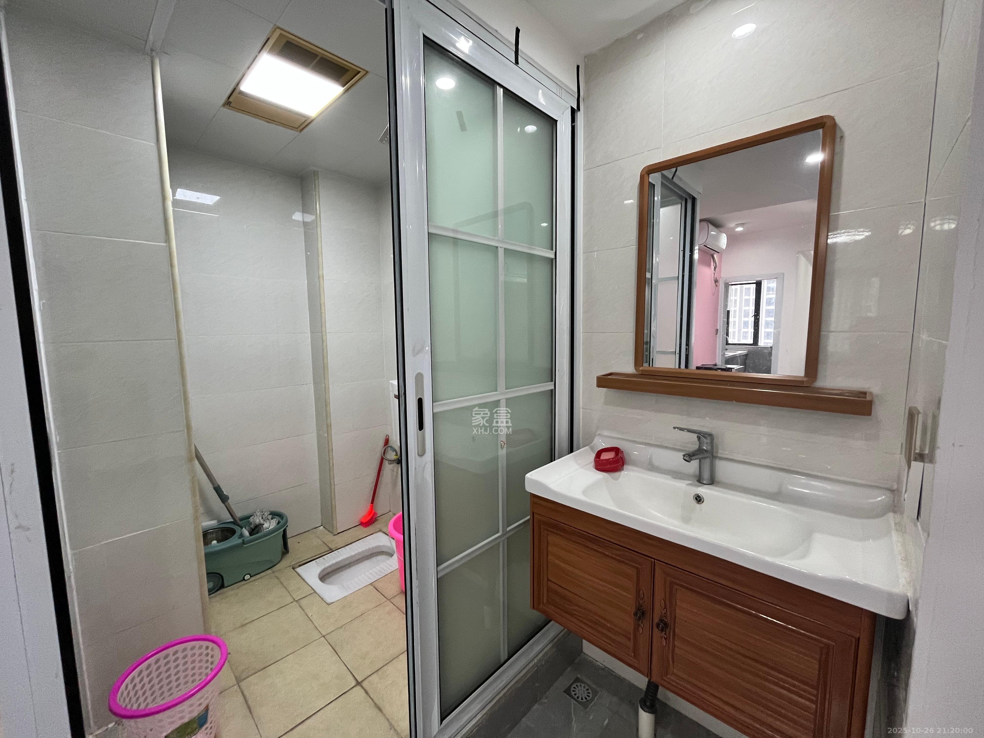 欧亚达国际广场  1室1厅1卫    1600.0元/月室内图