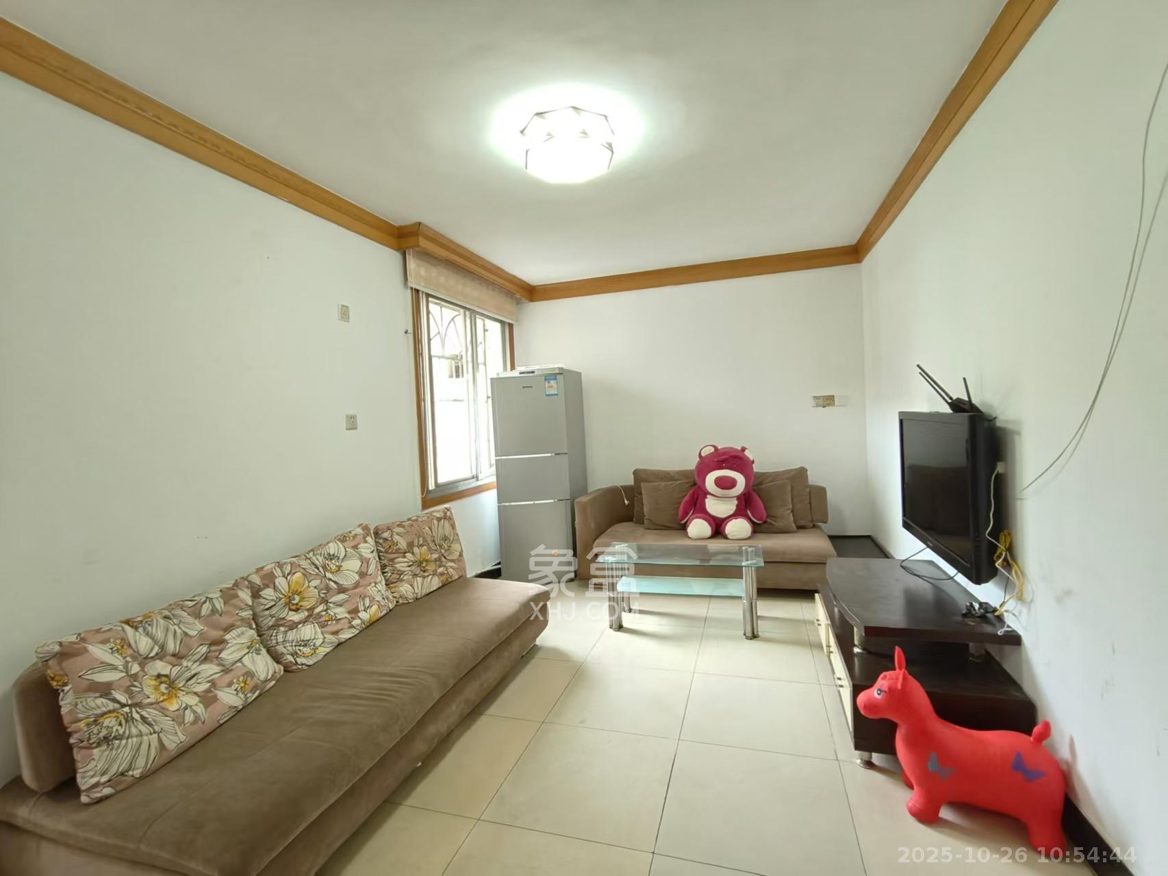 人民新村 3室1厅1卫 1800.0元/月 人民新村 3室1厅1卫 1800.0元/月室内图