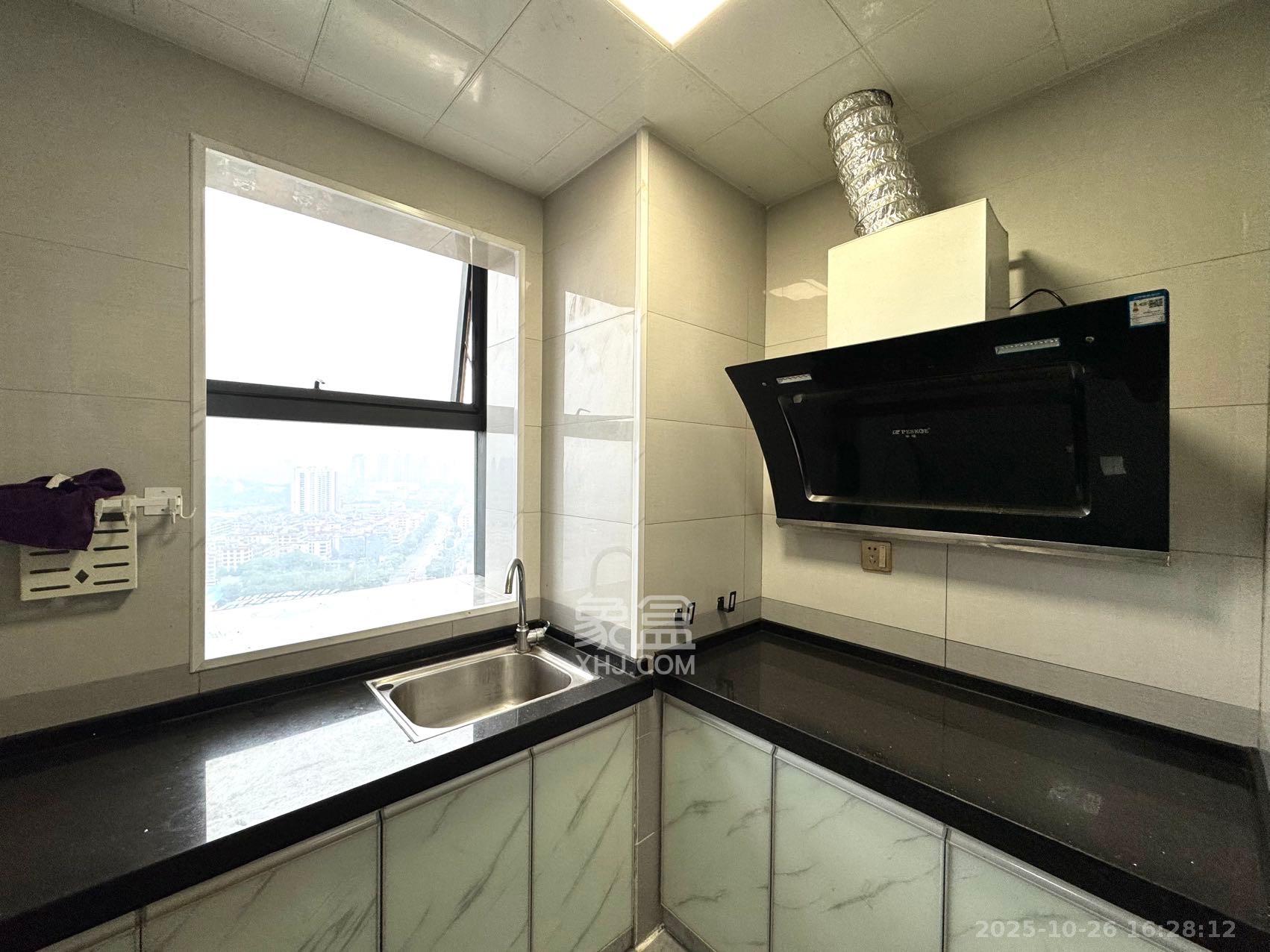 裕天国际商汇中心 1室0厅0卫 1500.0元/月 裕天国际商汇中心 1室0厅0卫 1500.0元/月室内图